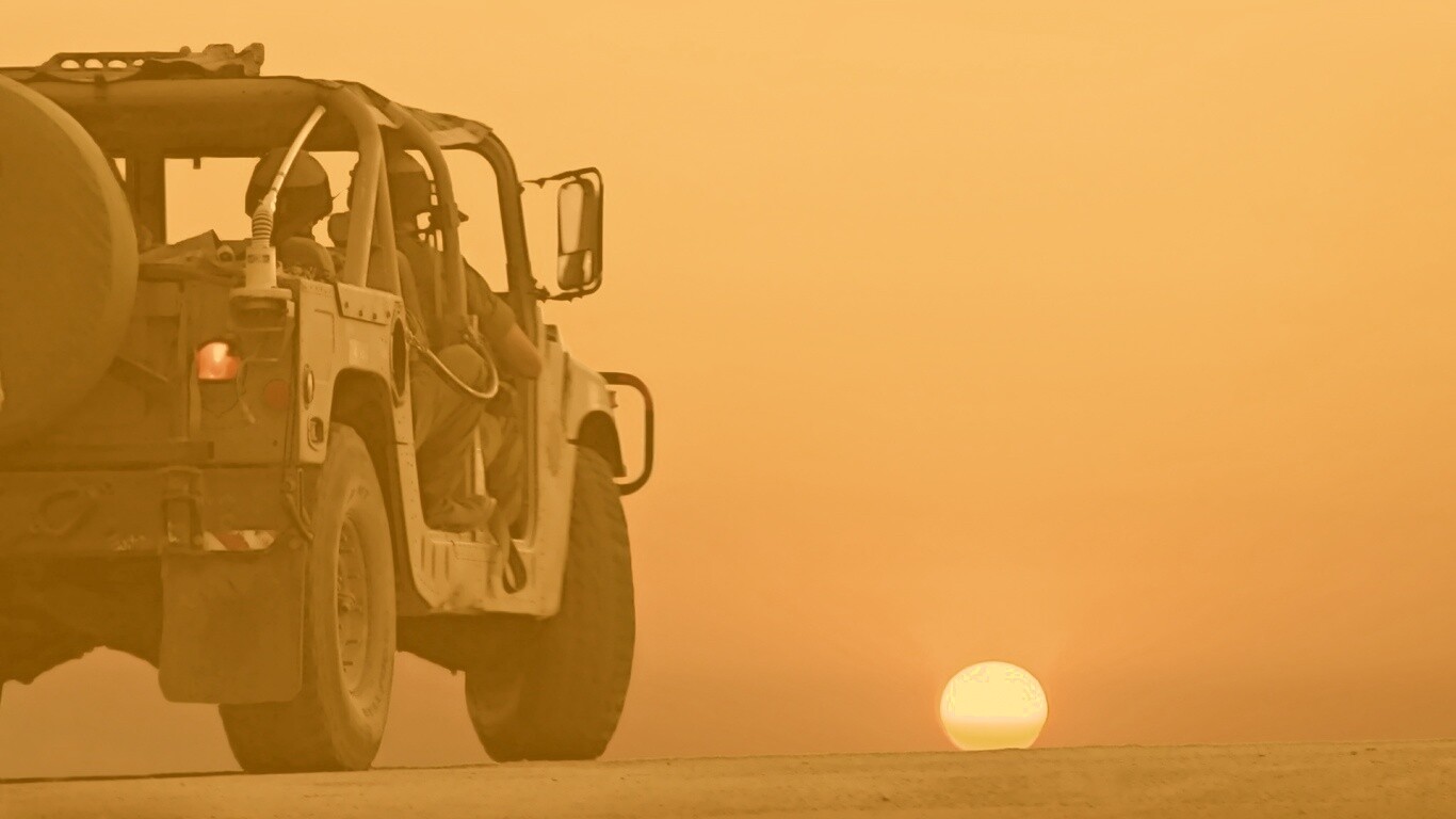 Военный Hammer обои