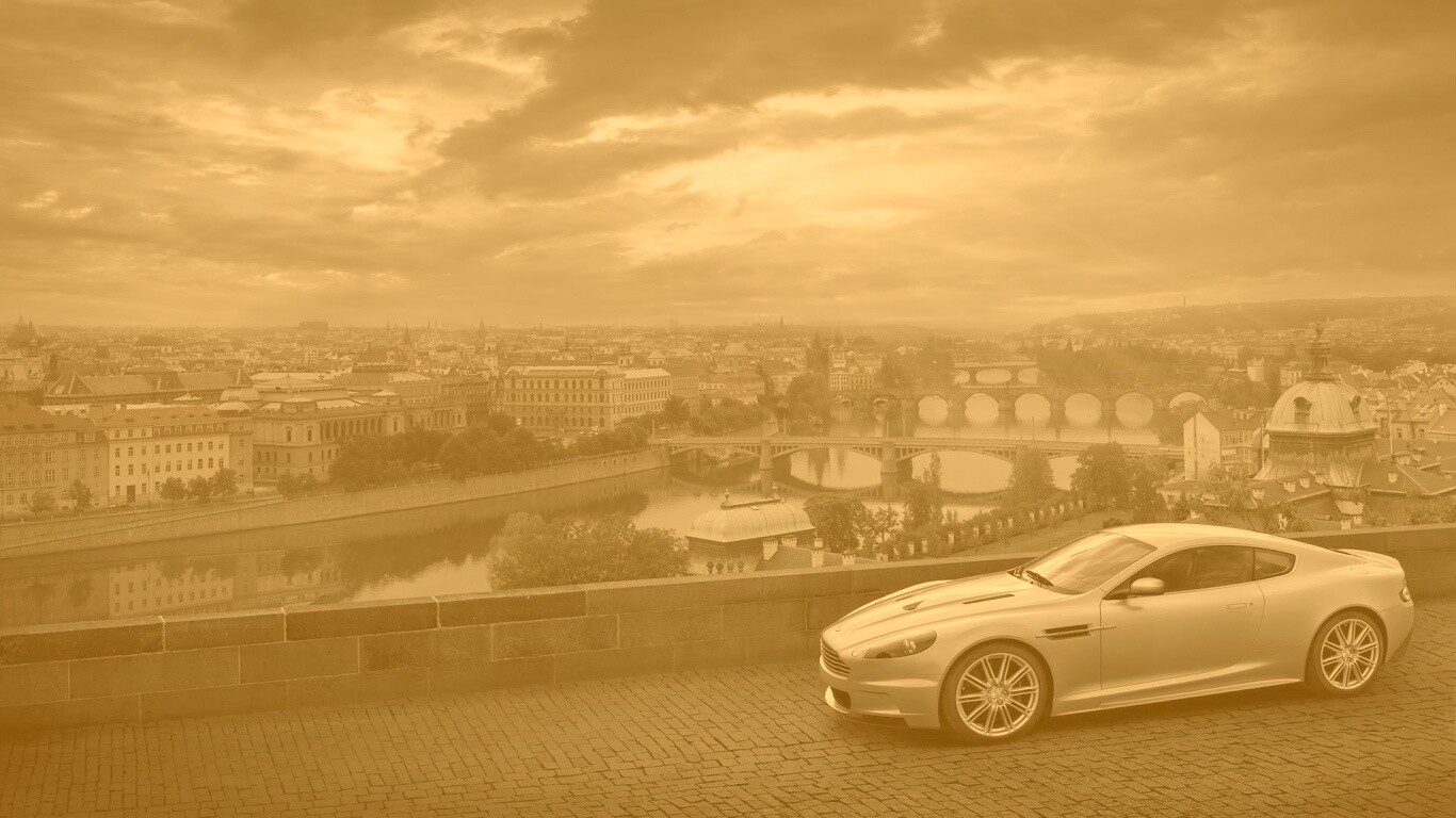 Aston Martin в городе обои