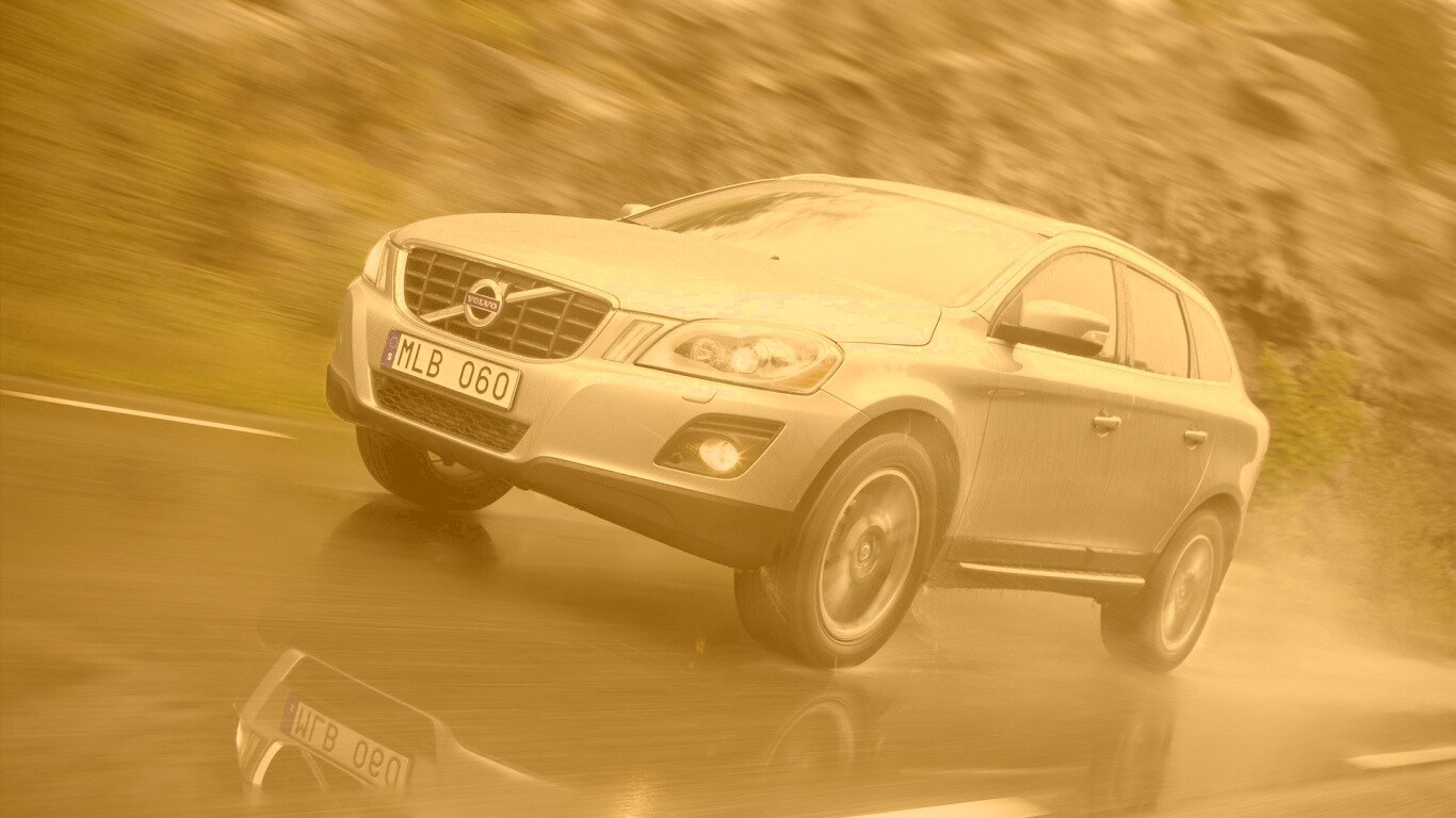 Кроссовер Вольво обои