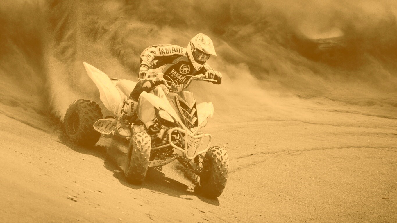 Спортсмен на квадроцикле обои