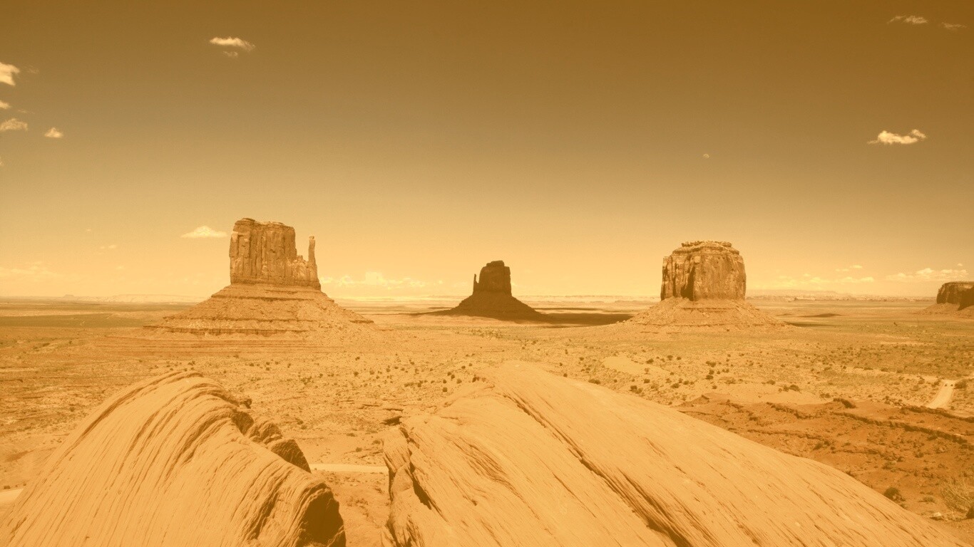 Долина монументальных гор обои