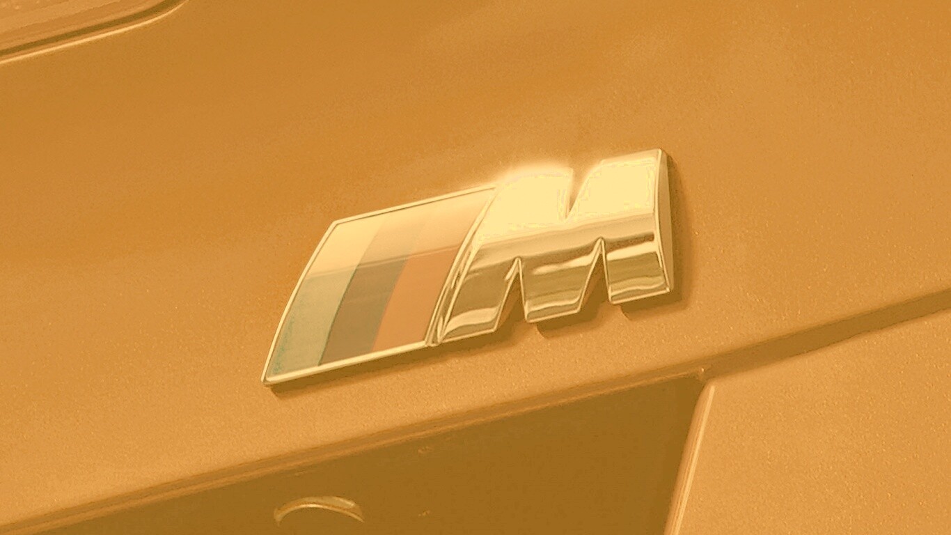 Логотип BMW M1 Series обои