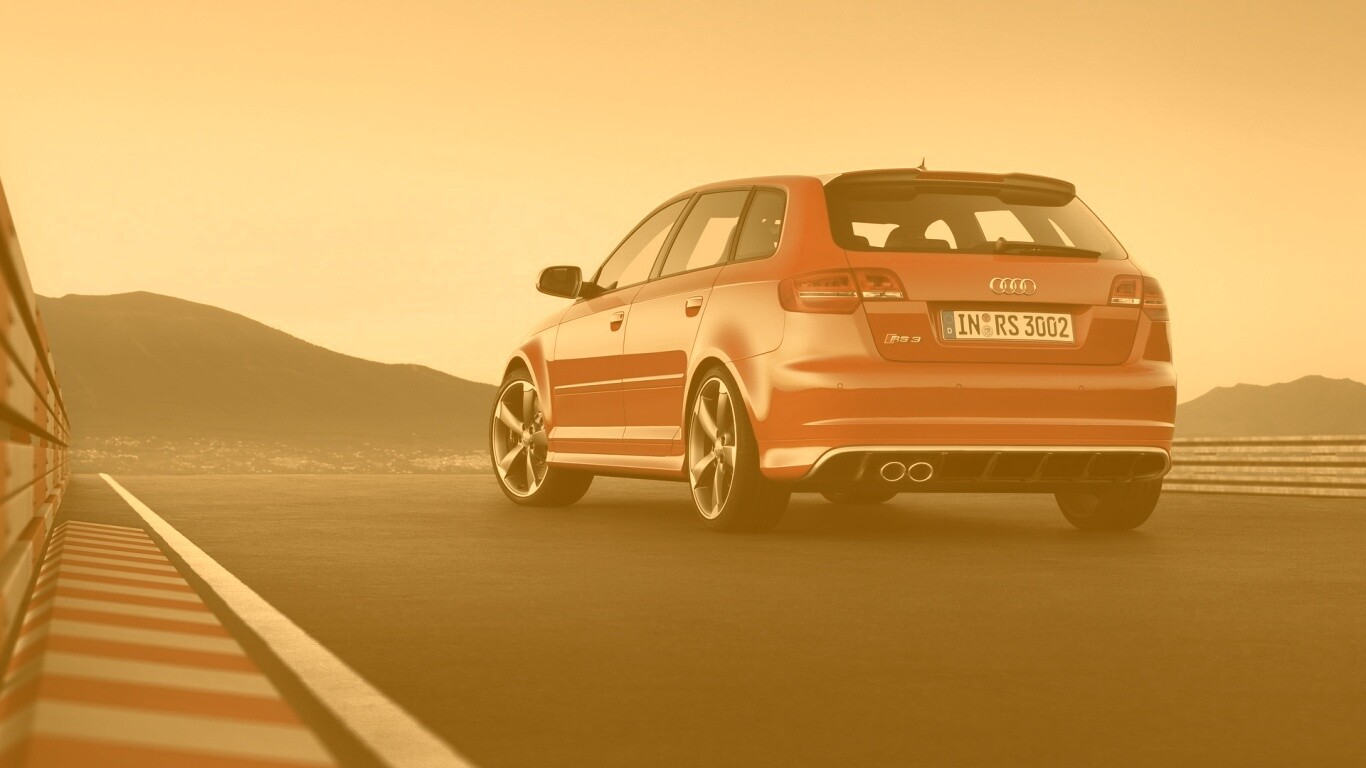 Audi модели RS3 сзади обои
