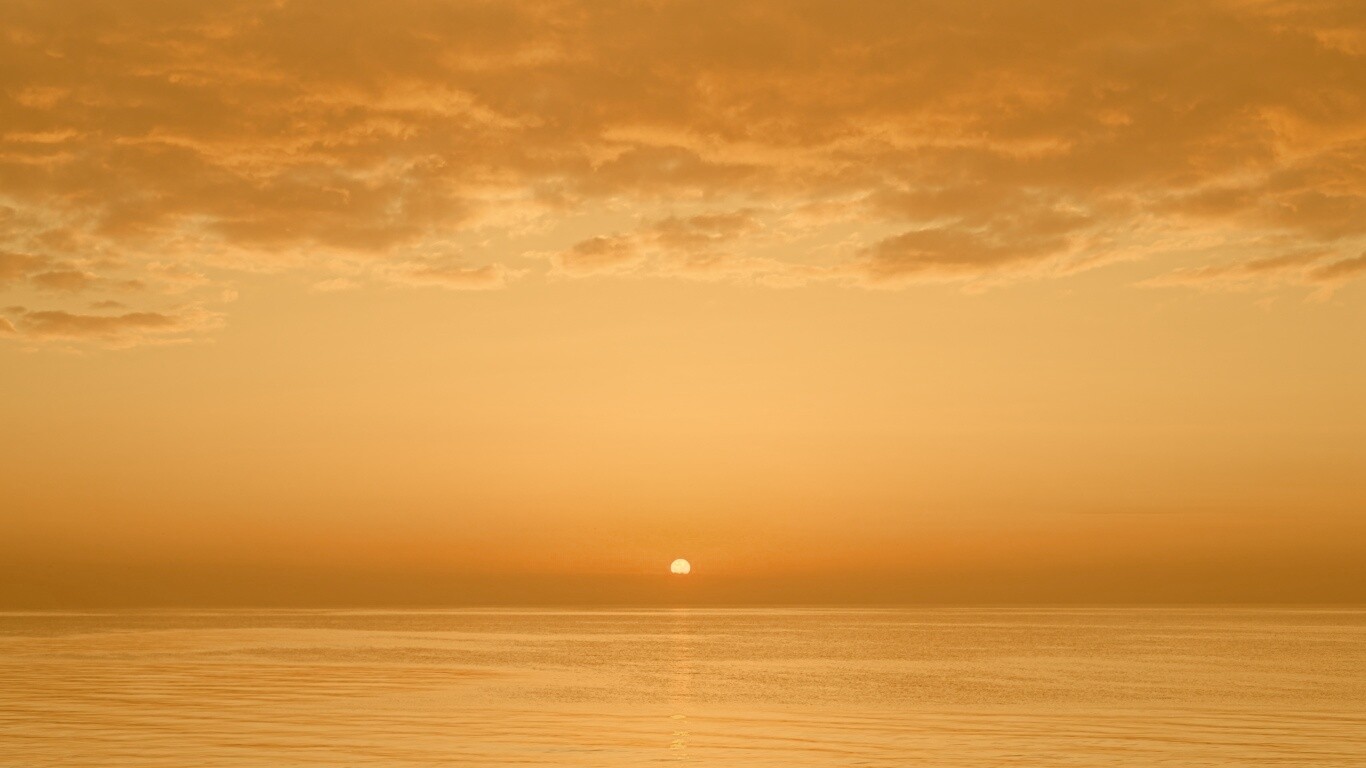 Багровый закат обои