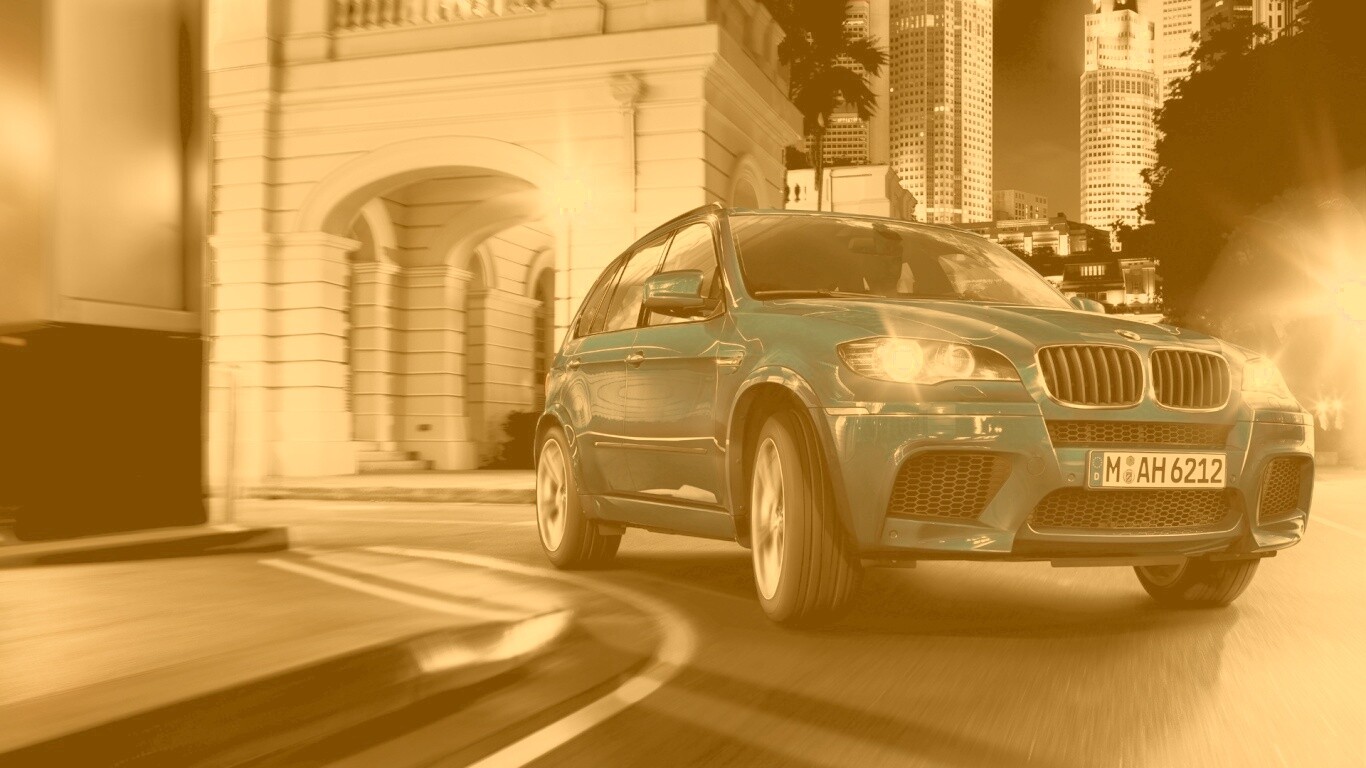 Синий кроссовер BMW обои