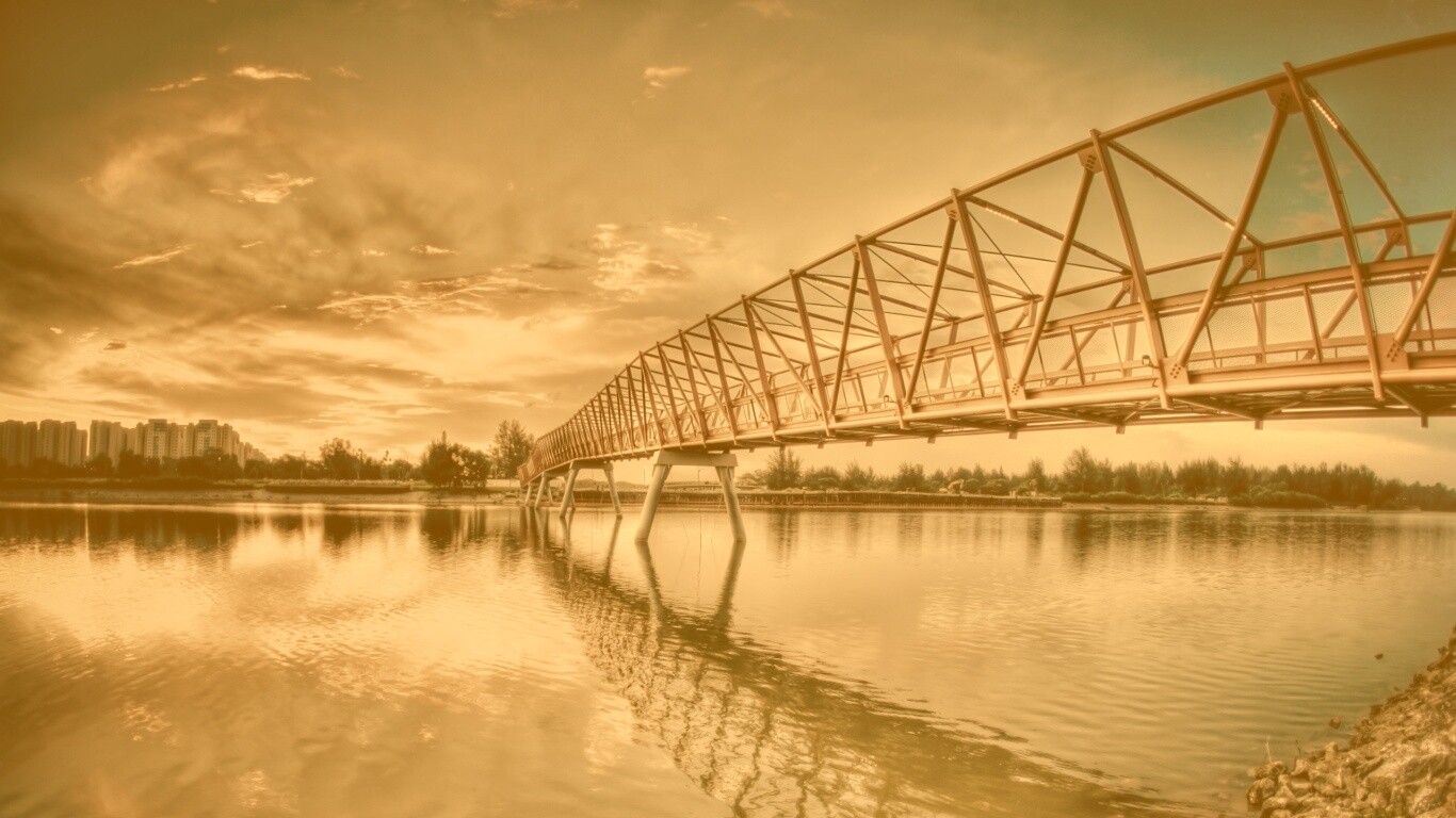 Мост через реку обои
