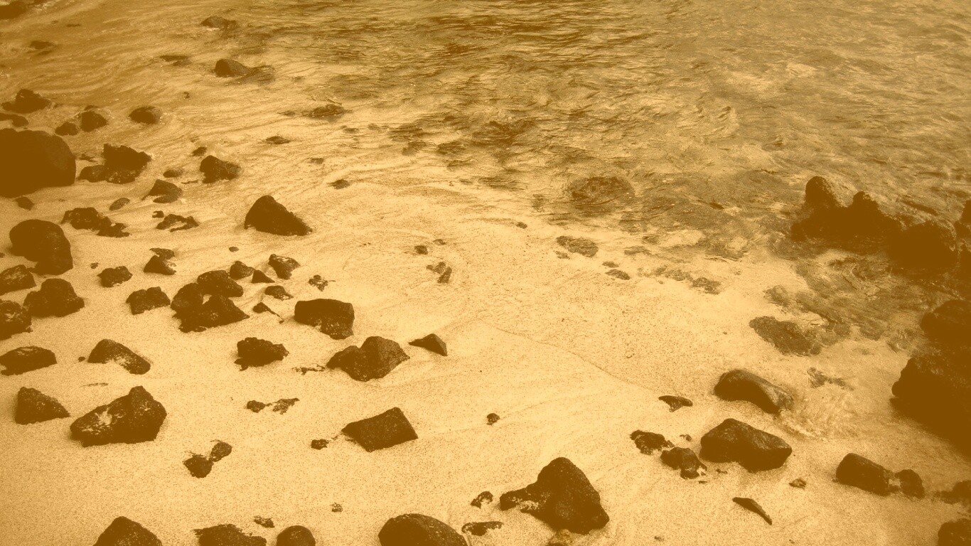 Каменистый берег обои