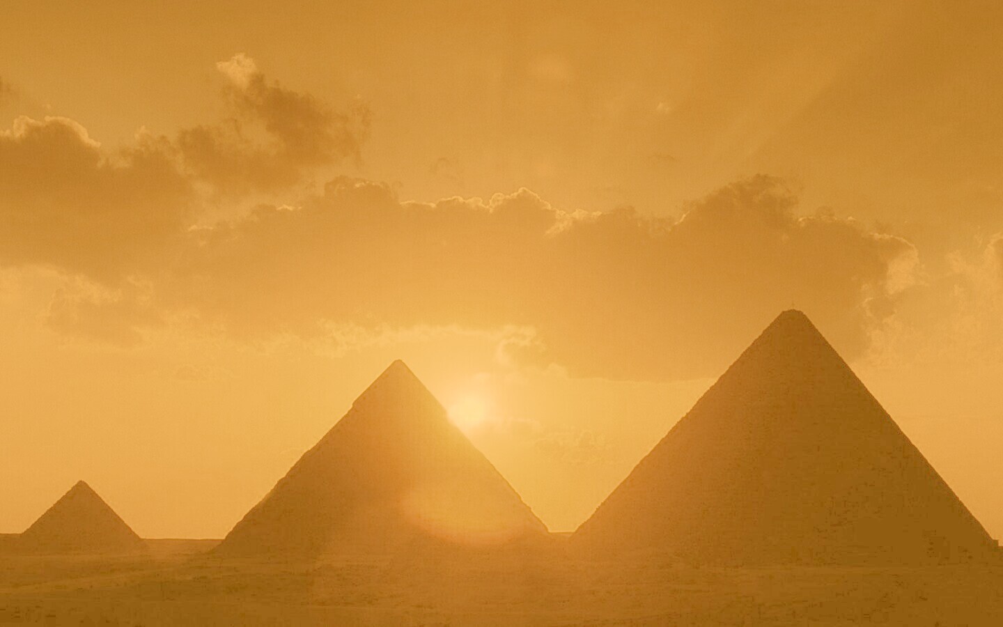 Египетские пирамиды на закате обои