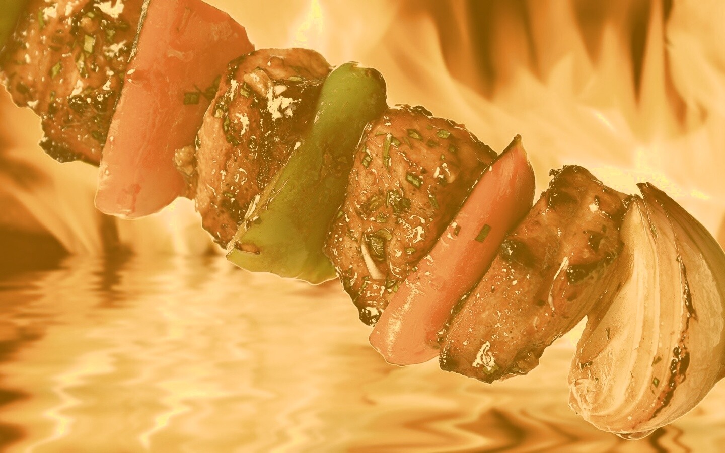 Сочный шашлычок обои