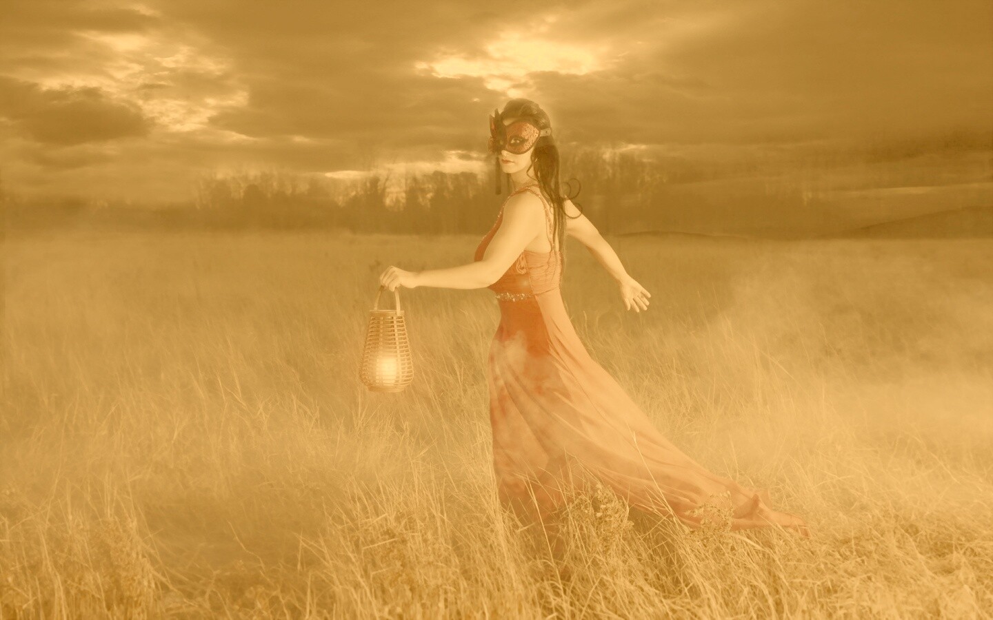 Девушка со свечей обои