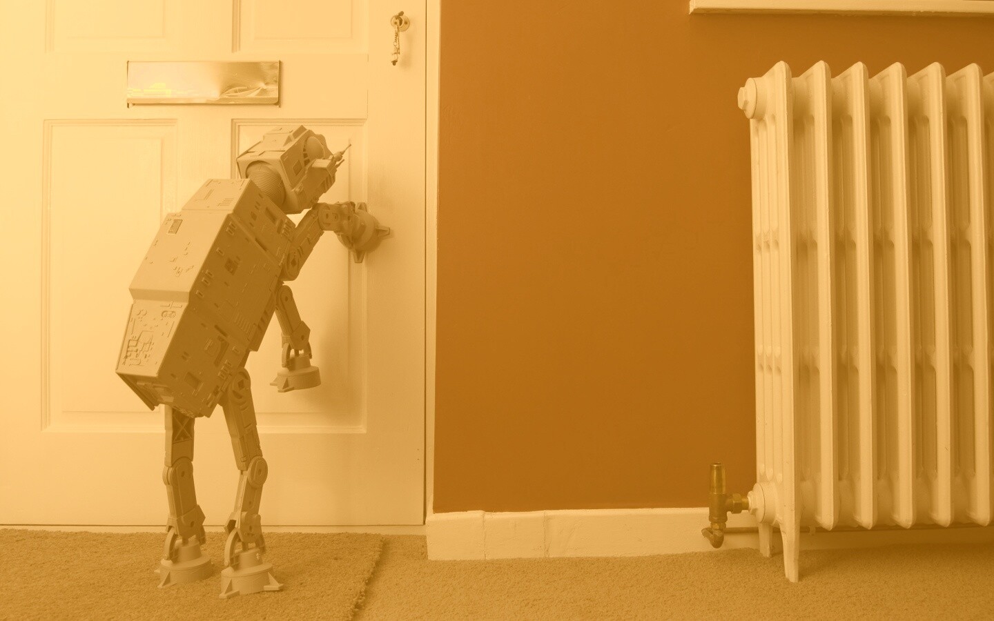 Имперский робот просится гулять обои