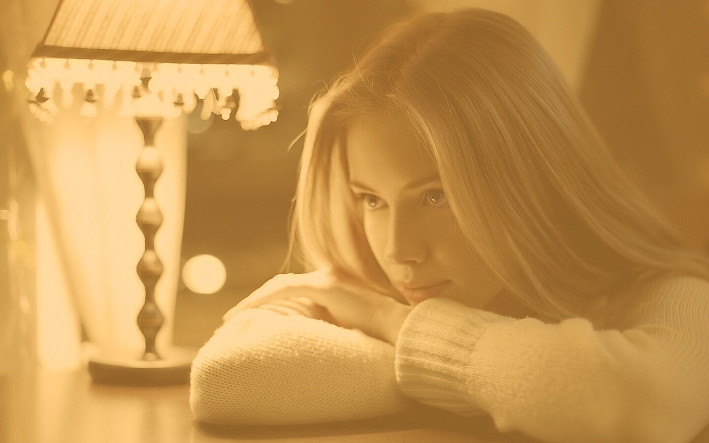 Задумалась обои