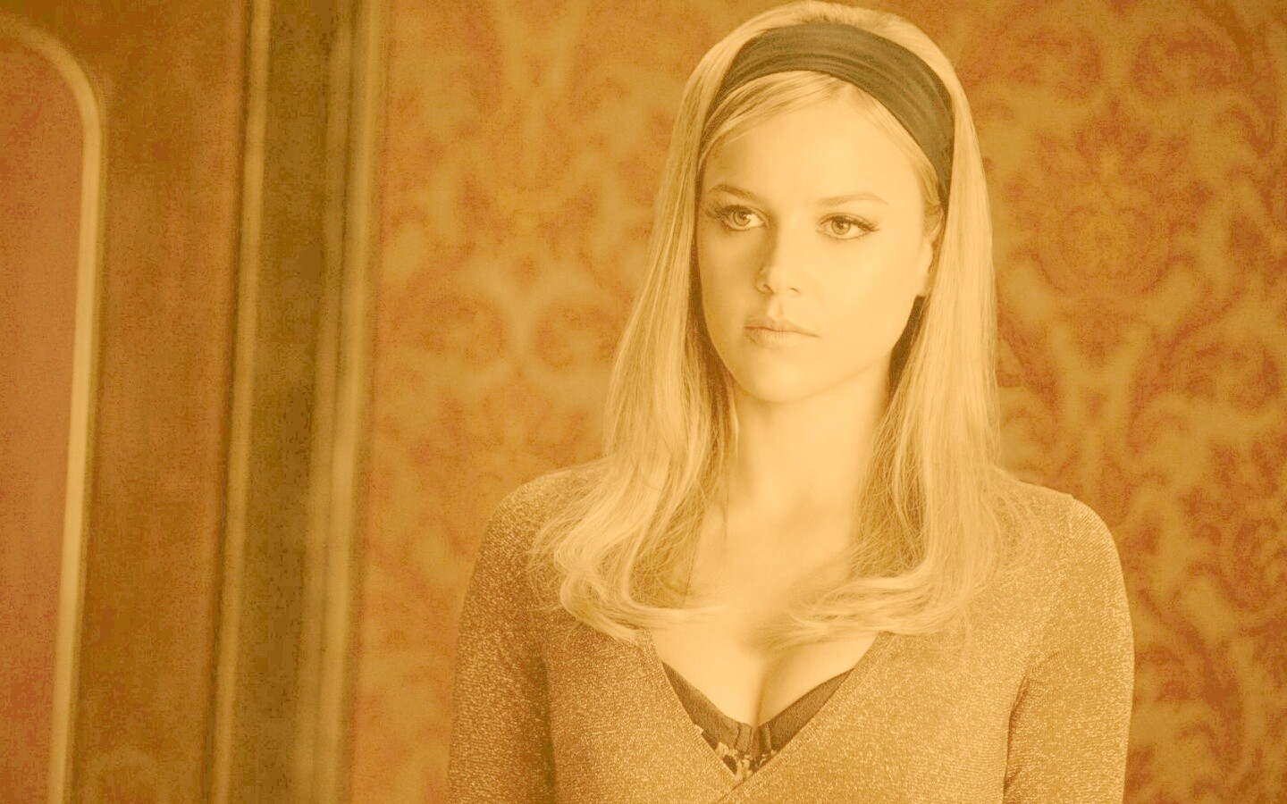 Эбби Корниш в Роли Милашки обои