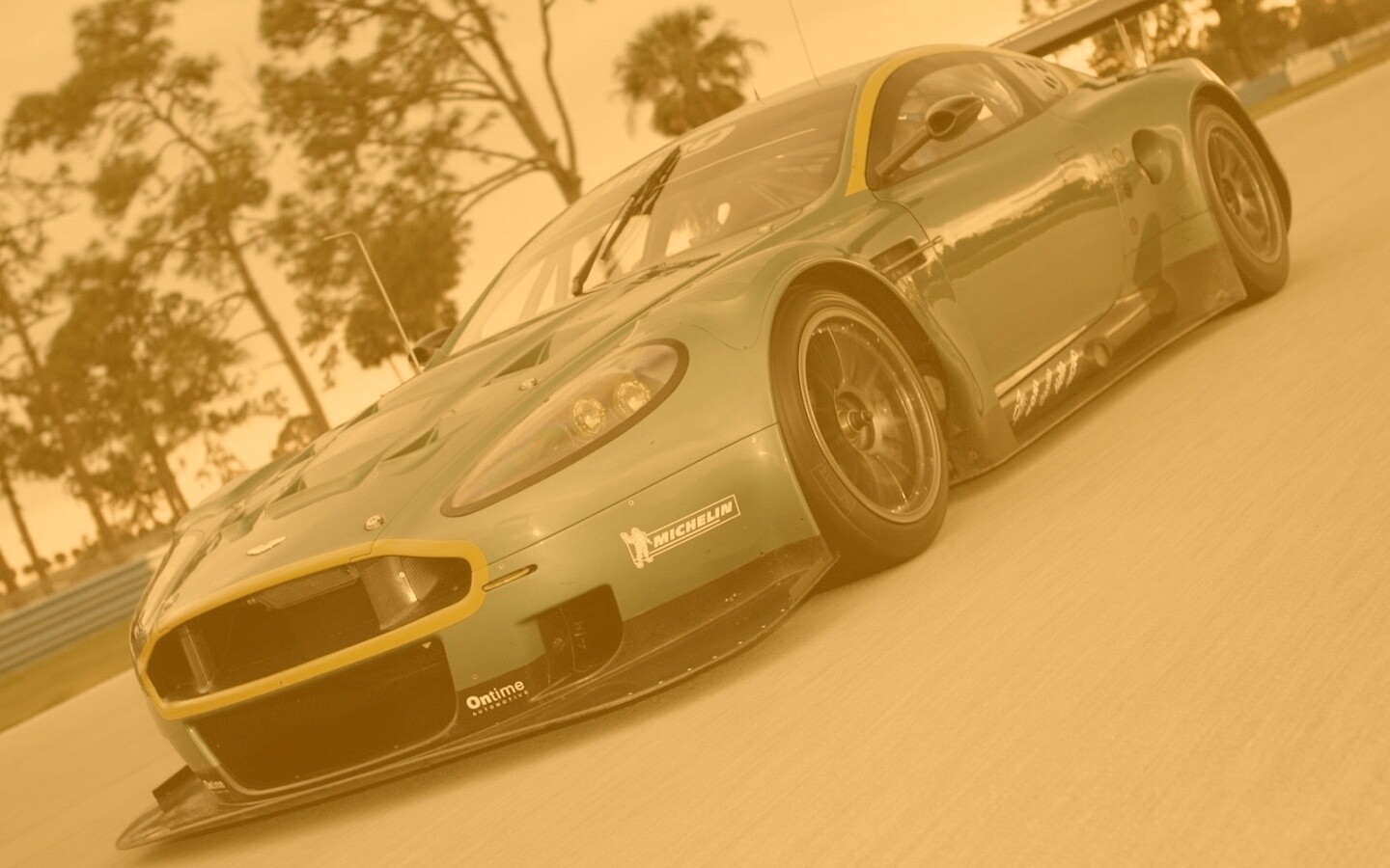 Aston Martin обои