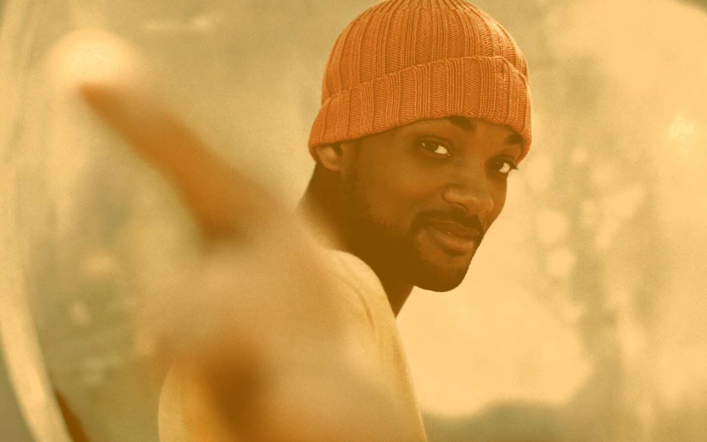 Уилл Смит протягивает тебе руку обои