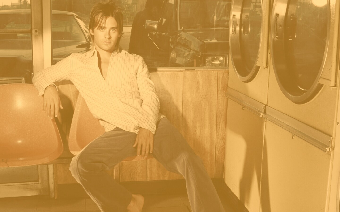 Джаред  Лето на стуле обои