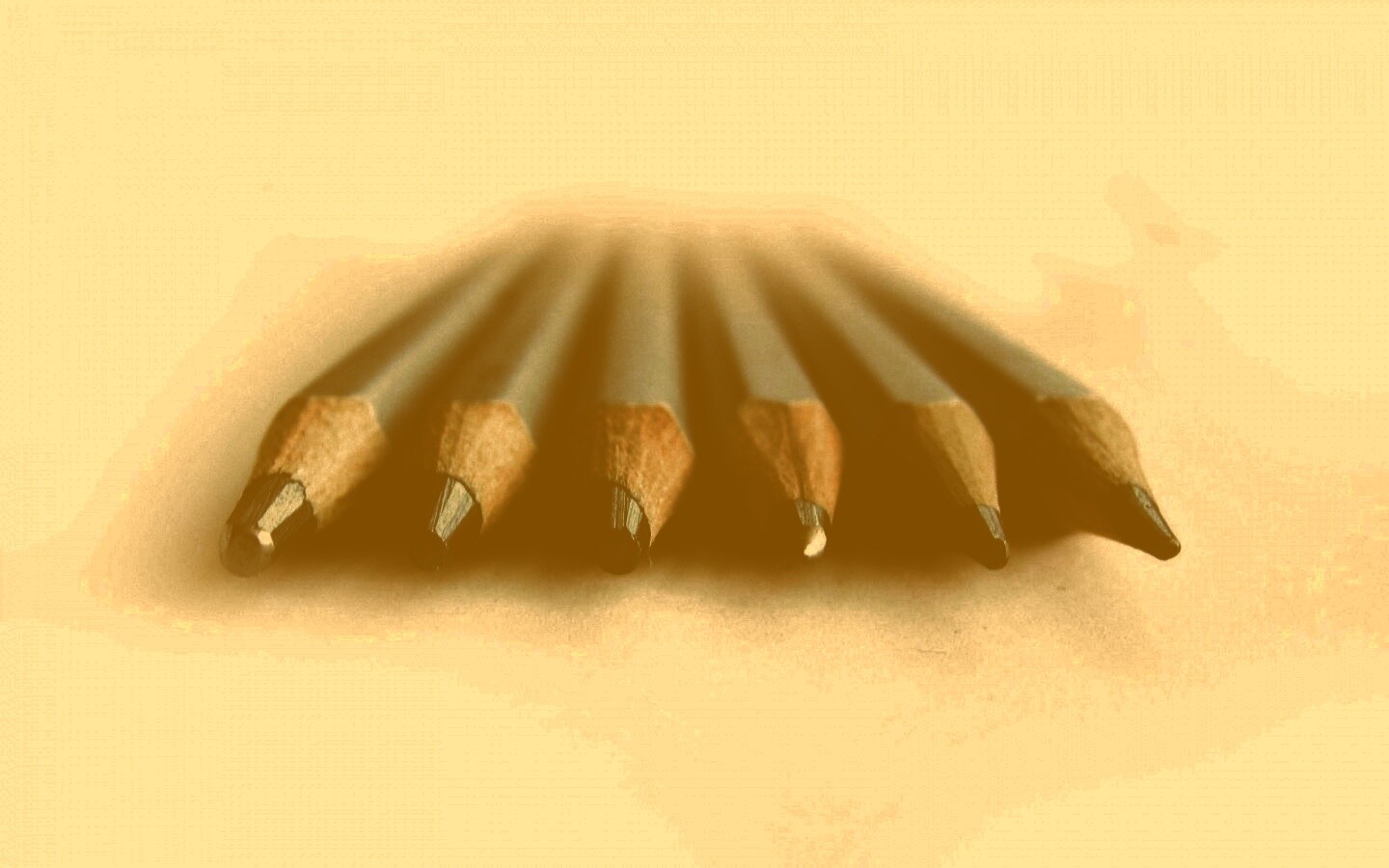 Карандаши обои