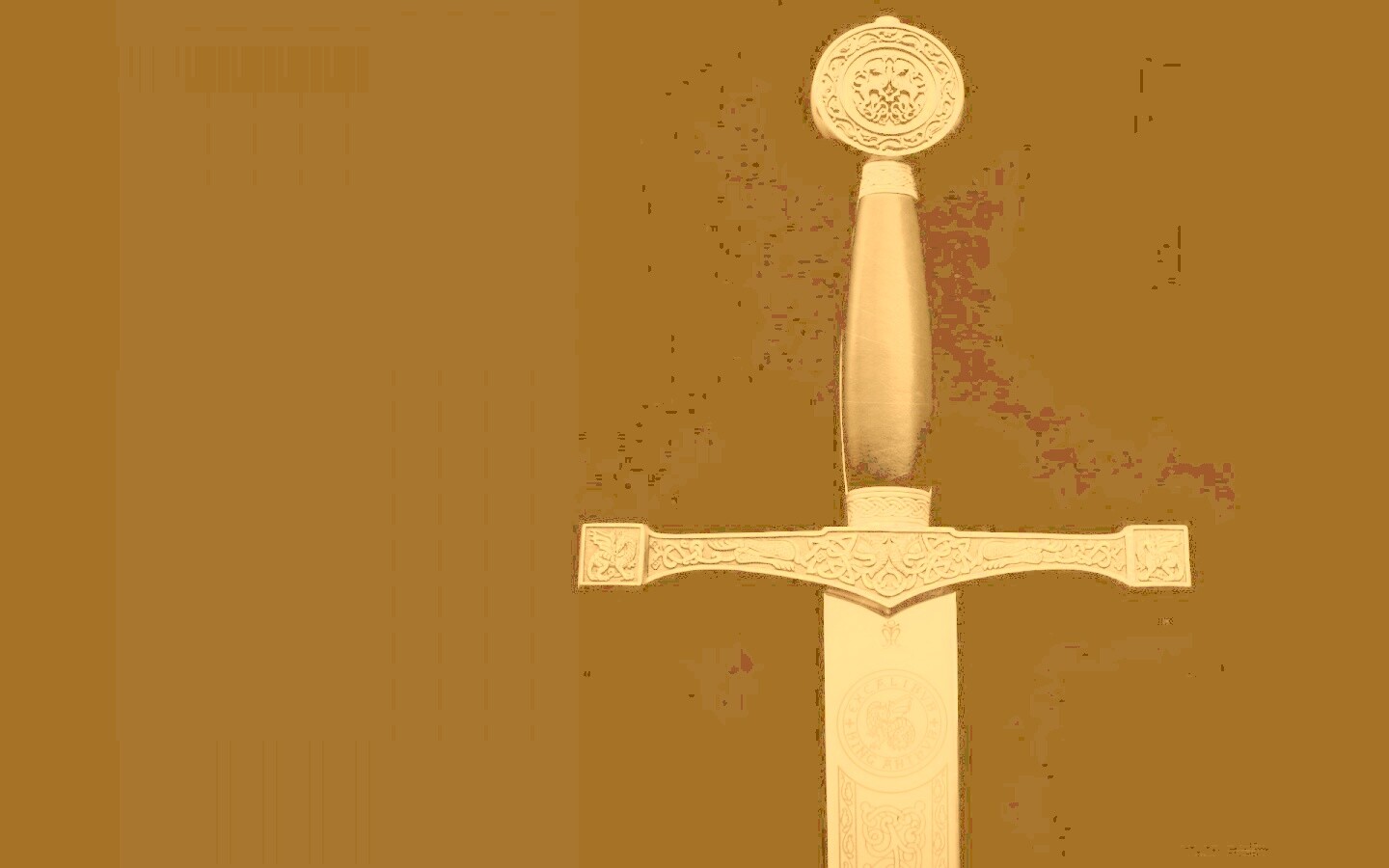 Гарда и эфес средневекового меча обои