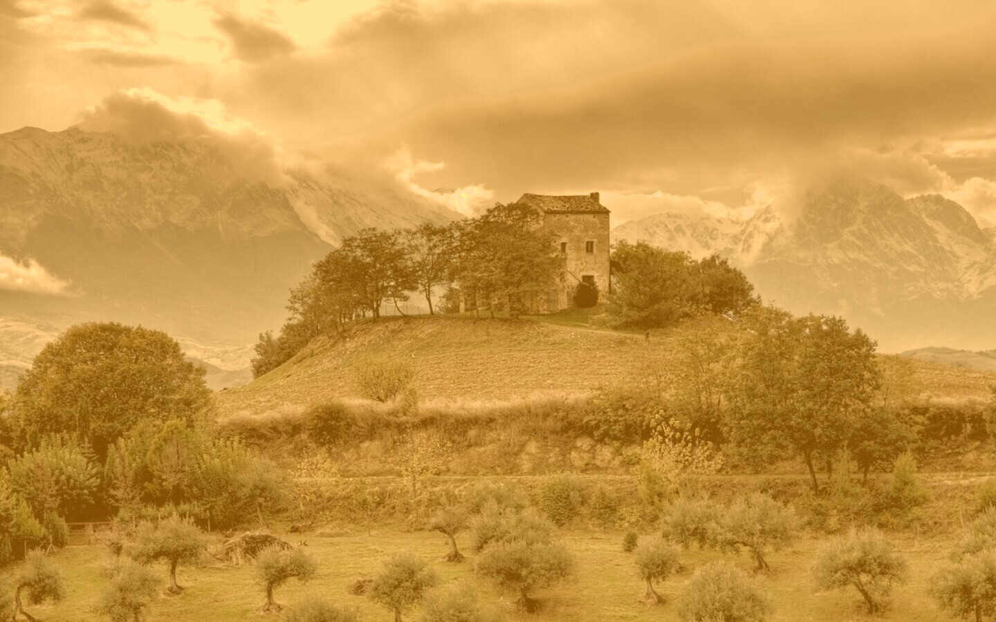 Горный пейзаж обои