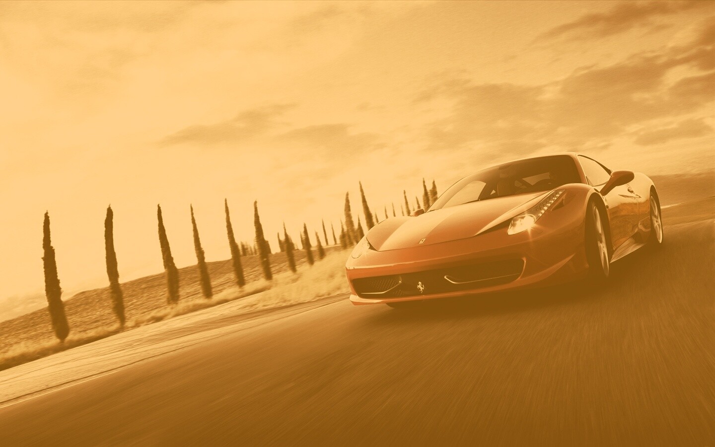 Красная Феррари на трассе обои