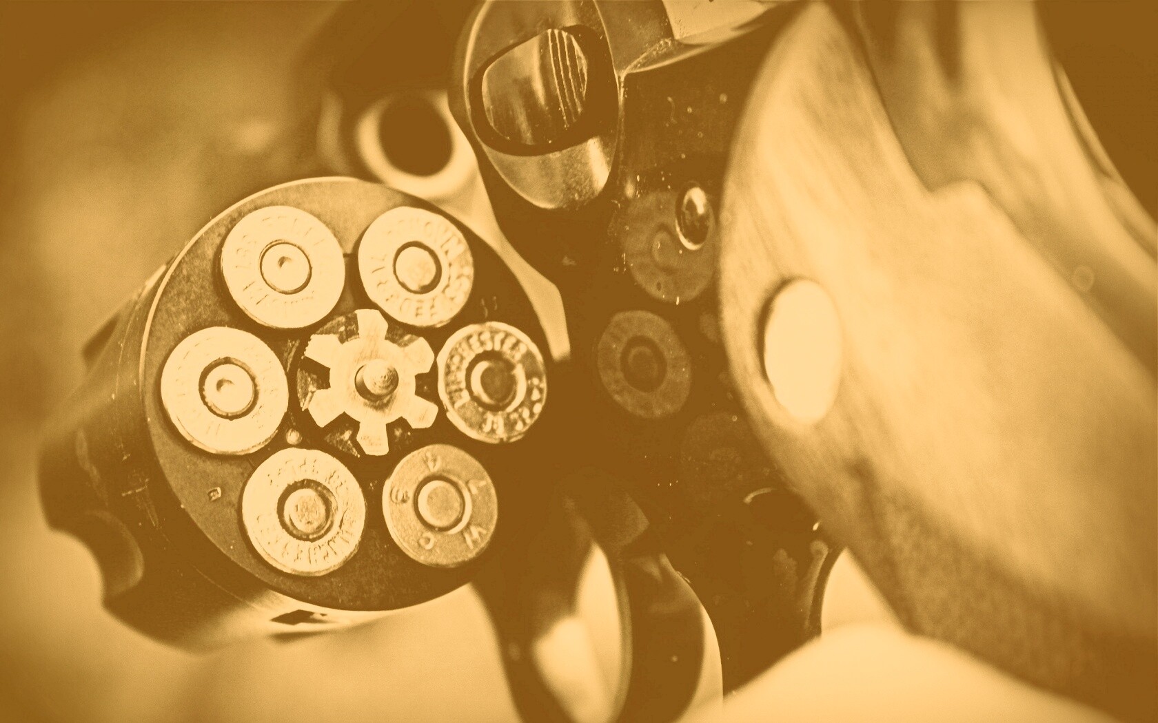 Револьвер обои