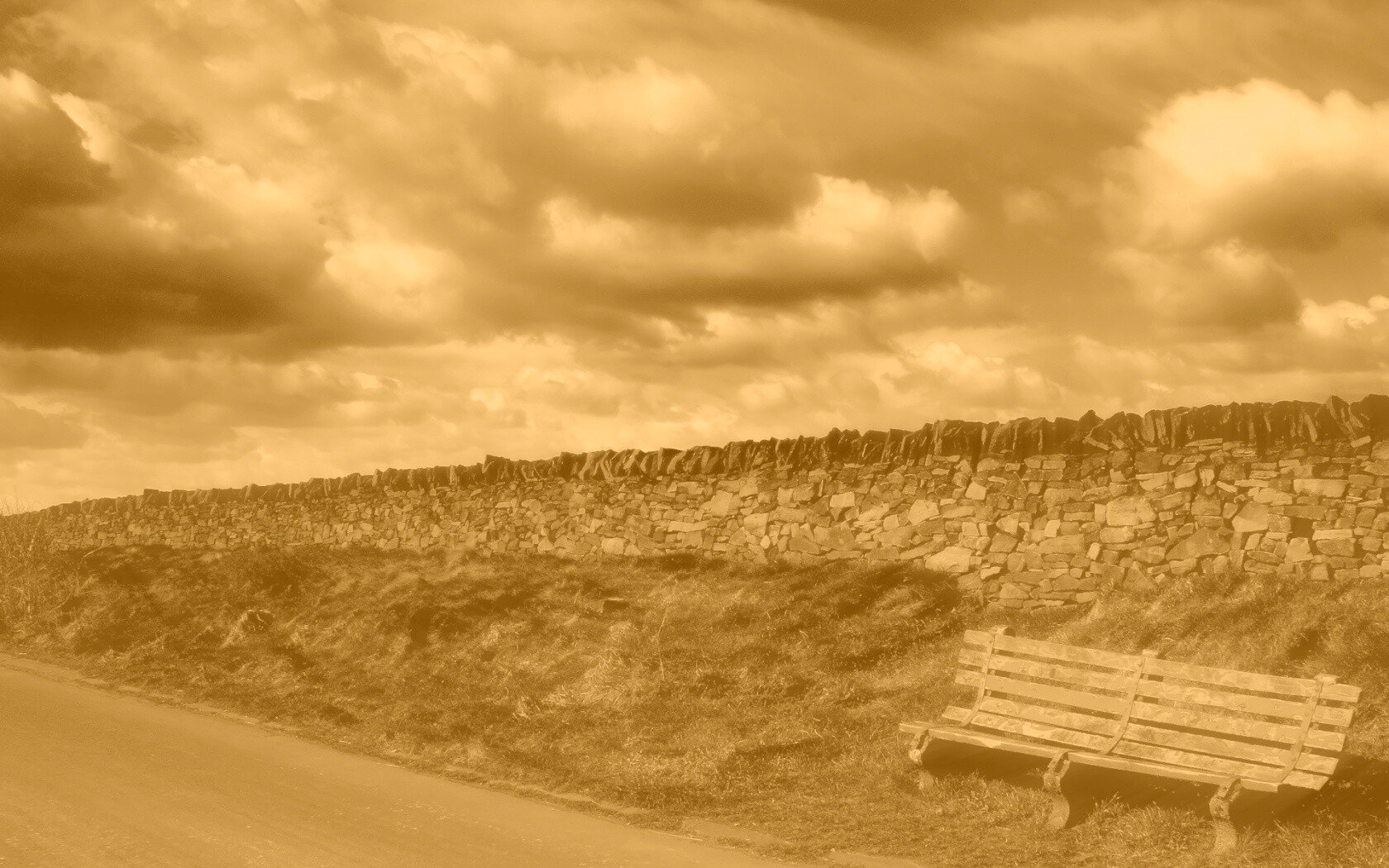 Скамейка у дороги обои