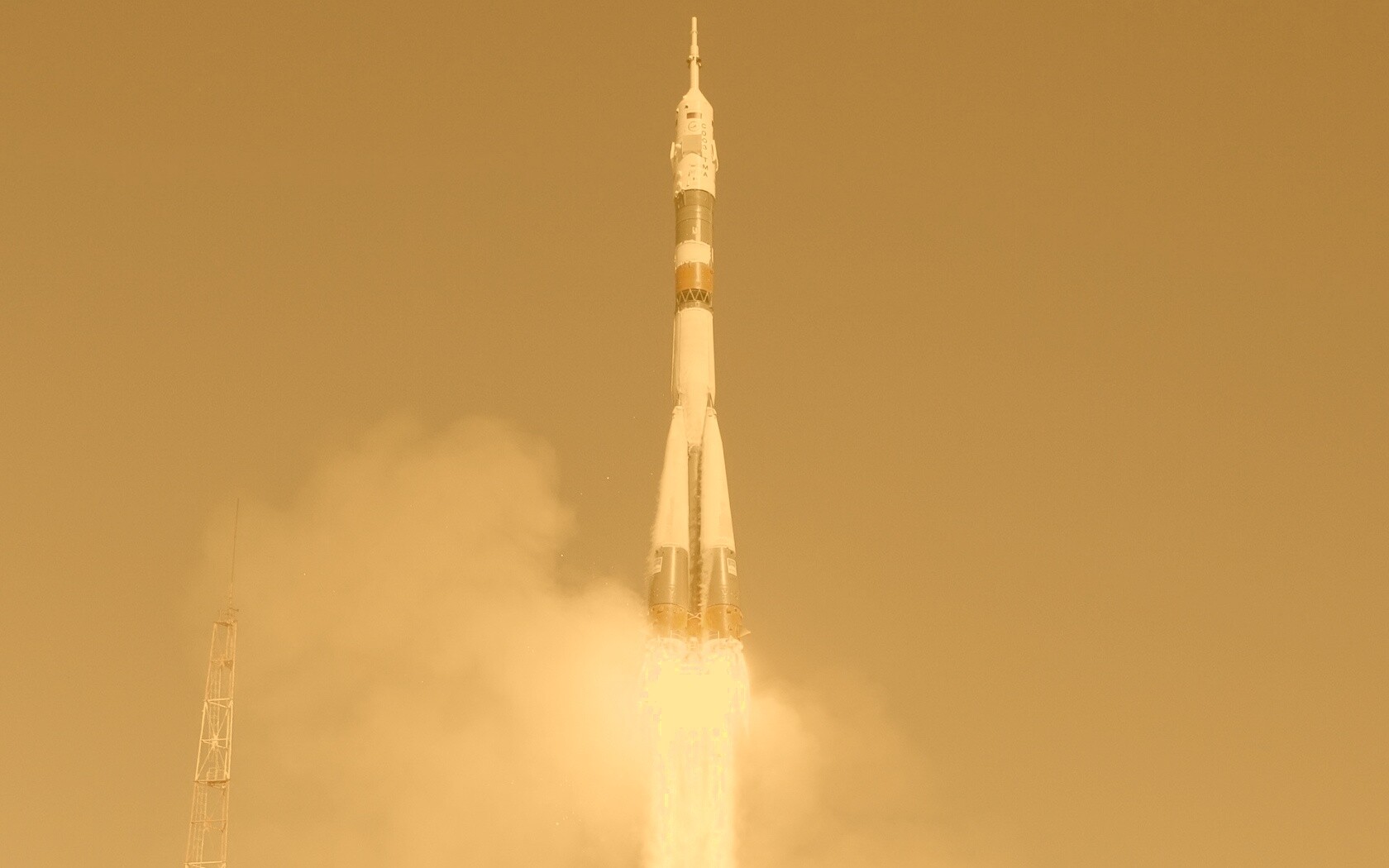 Запуск ракеты обои