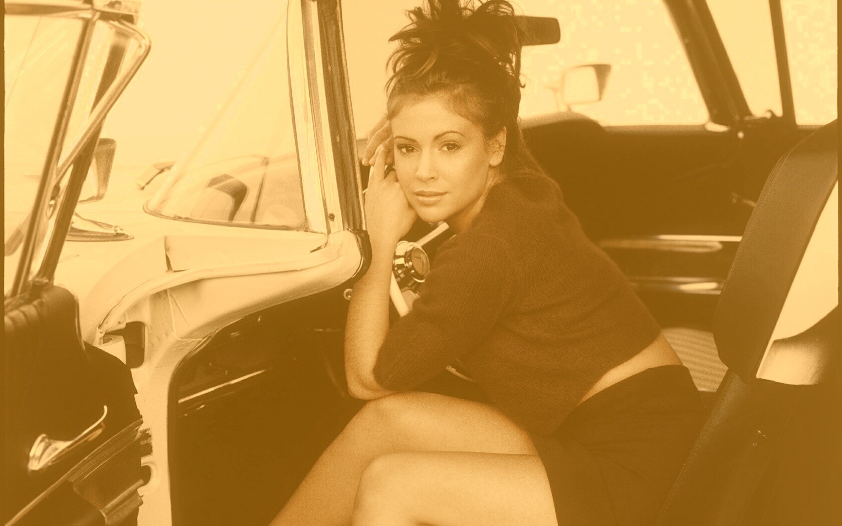 Алиса Милано обои