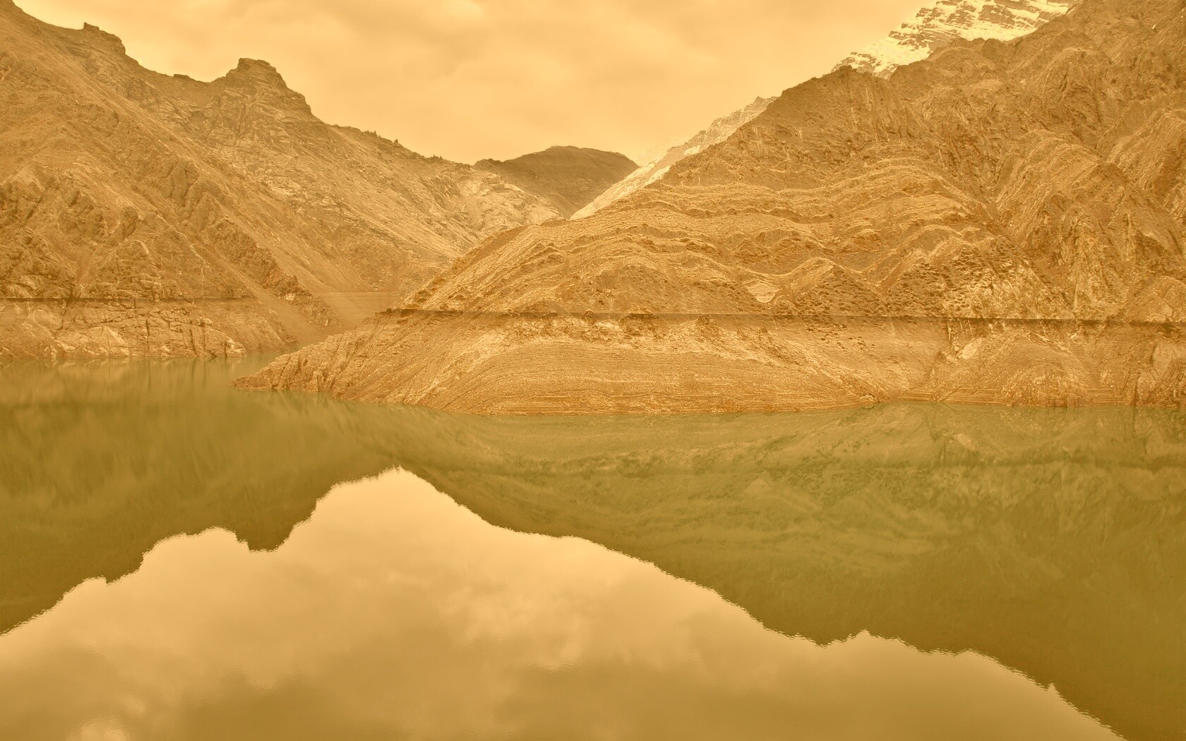 Горное озеро обои