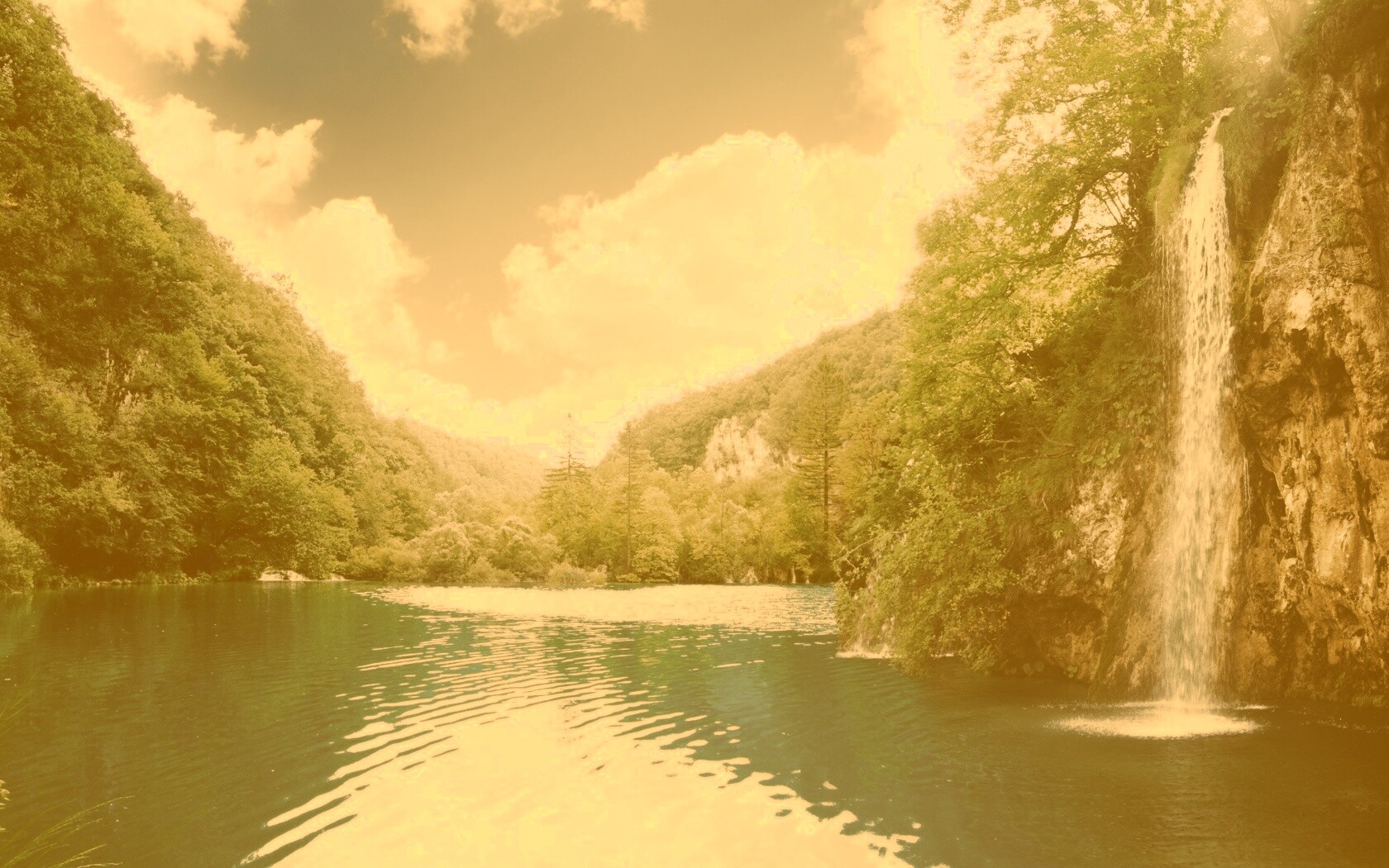 Водопад у реки обои