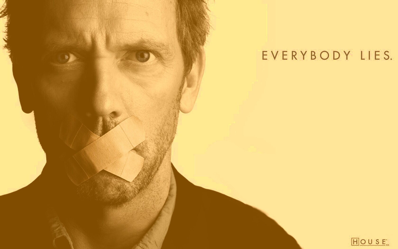 Хаус с пластырем на рту обои