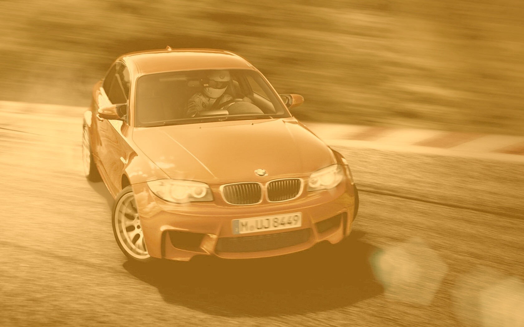 BMW M1 в заносе на треке обои