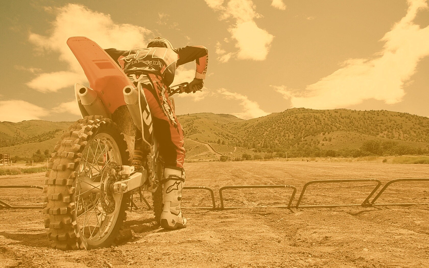 Спортивный мотоцикл обои