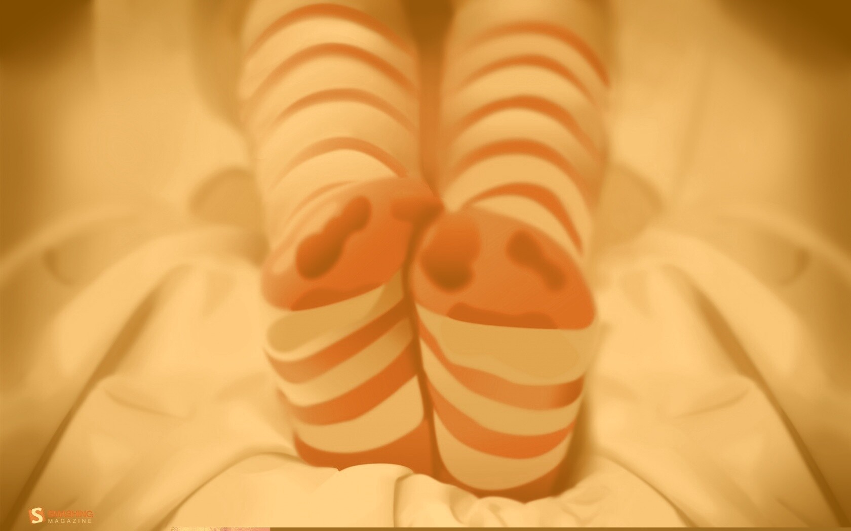 Ножки в полосатых чулках обои