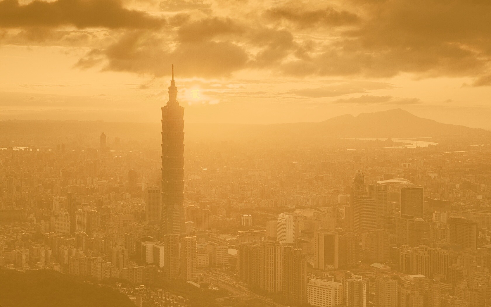 Башня на закате обои