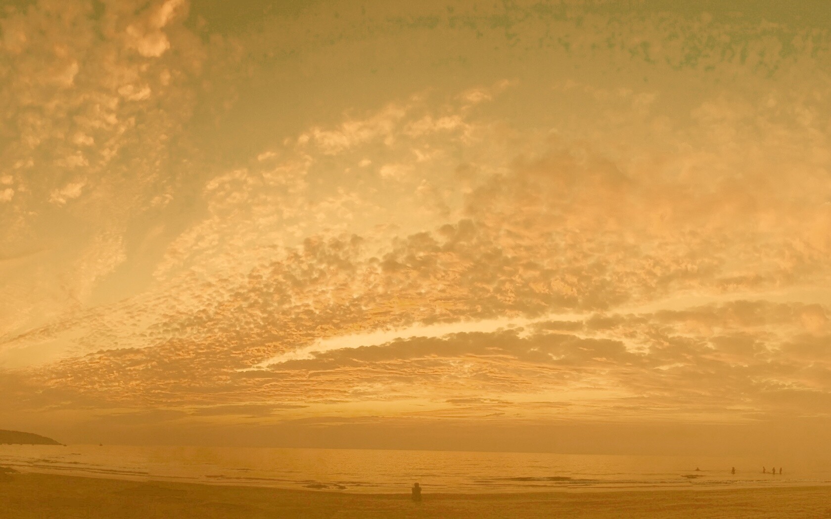 Изумитеьное закатное небо обои