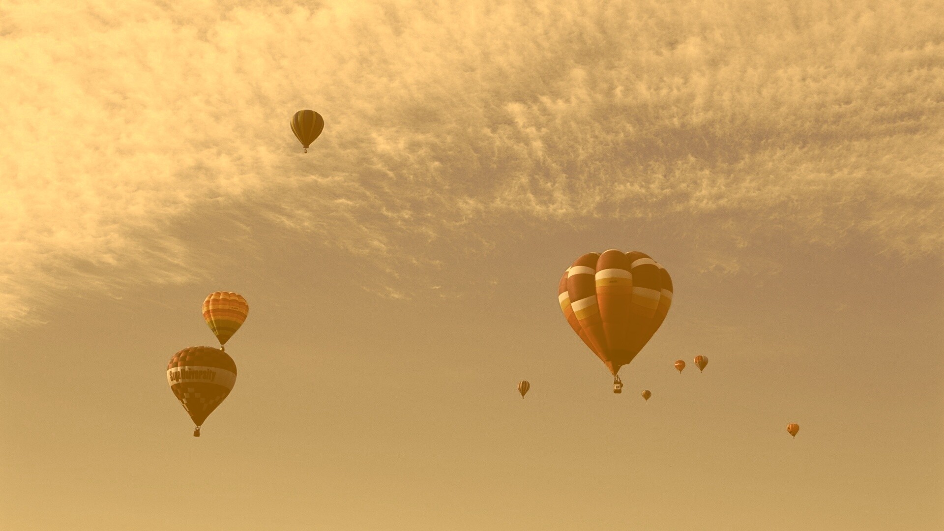 Парад воздушных шаров обои