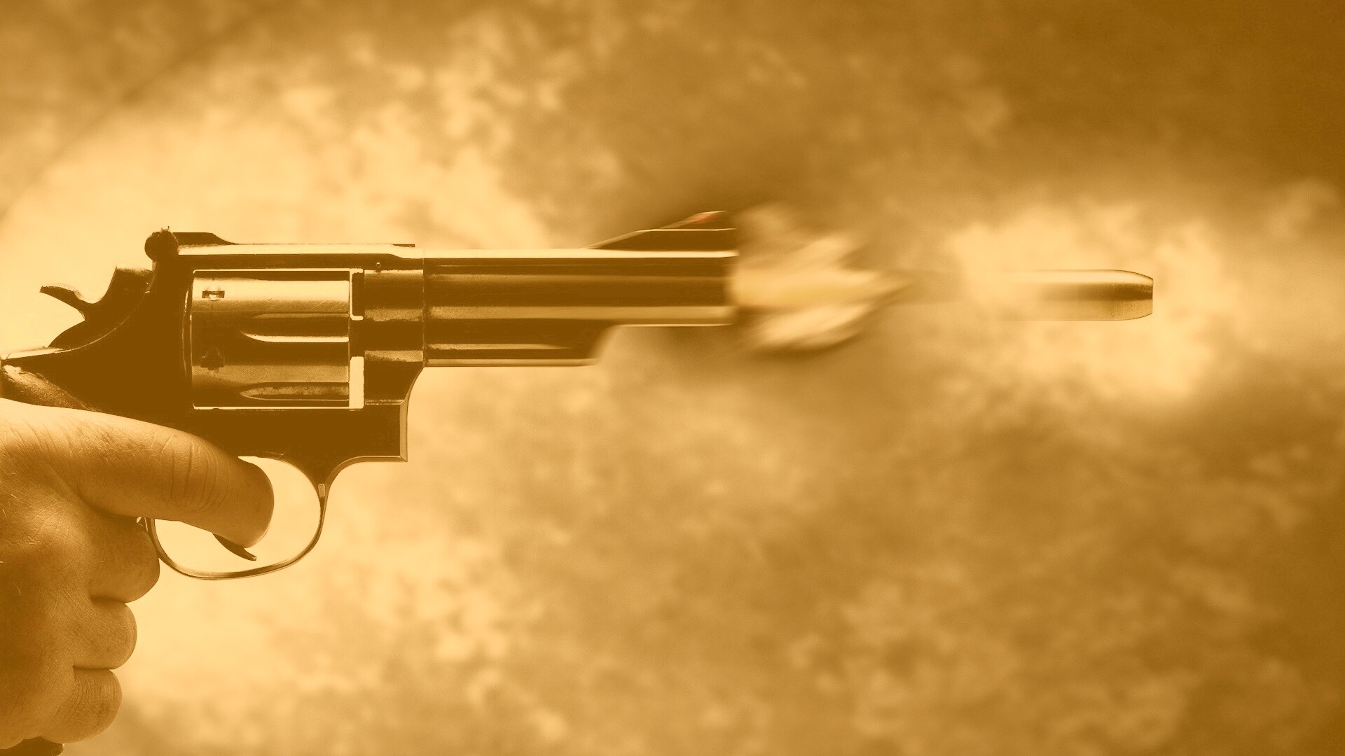 Выстрел из револьвера обои