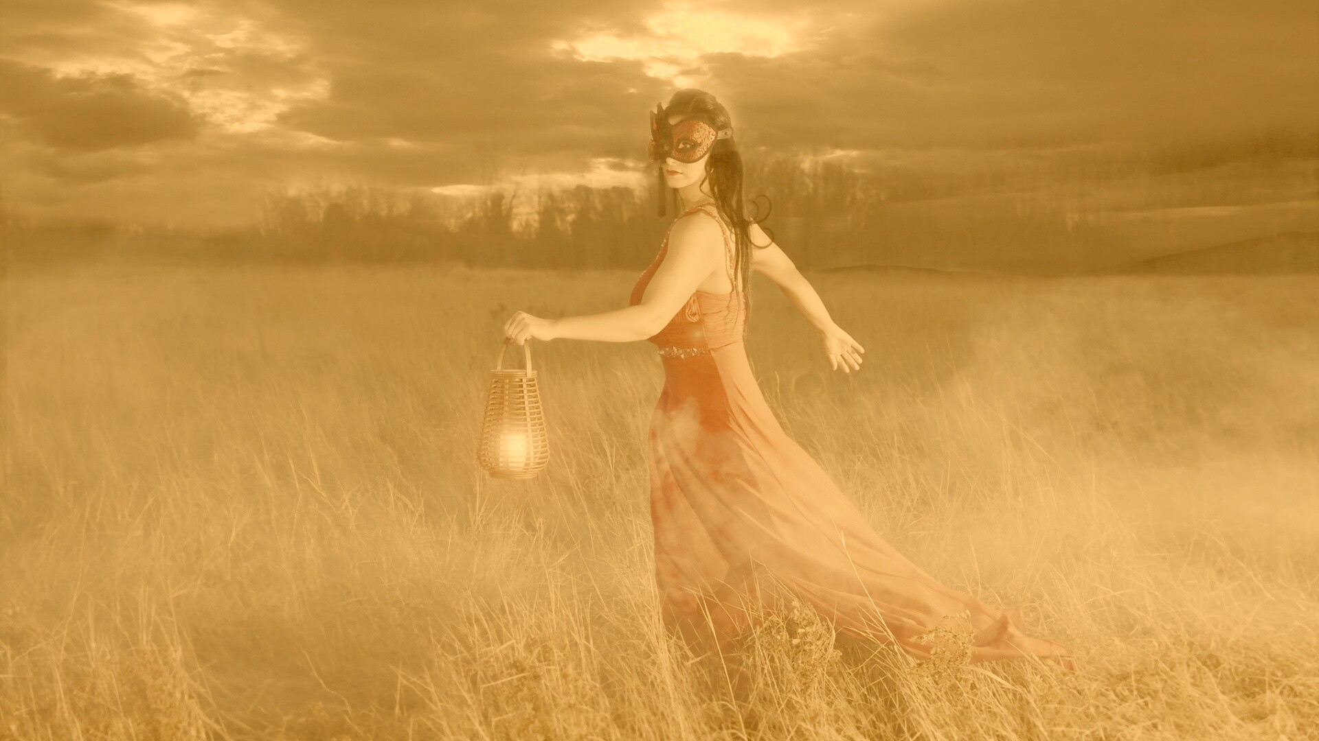 Девушка со свечей обои