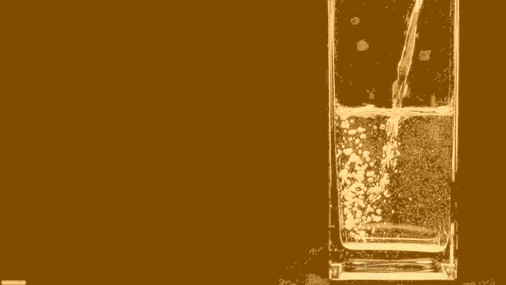 Вода в стакане обои