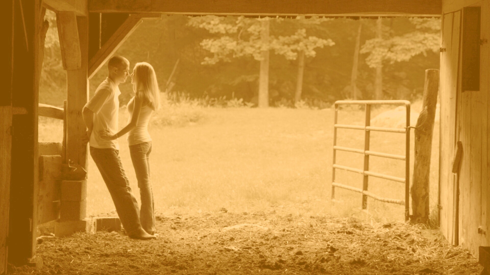 Любовь на природе обои