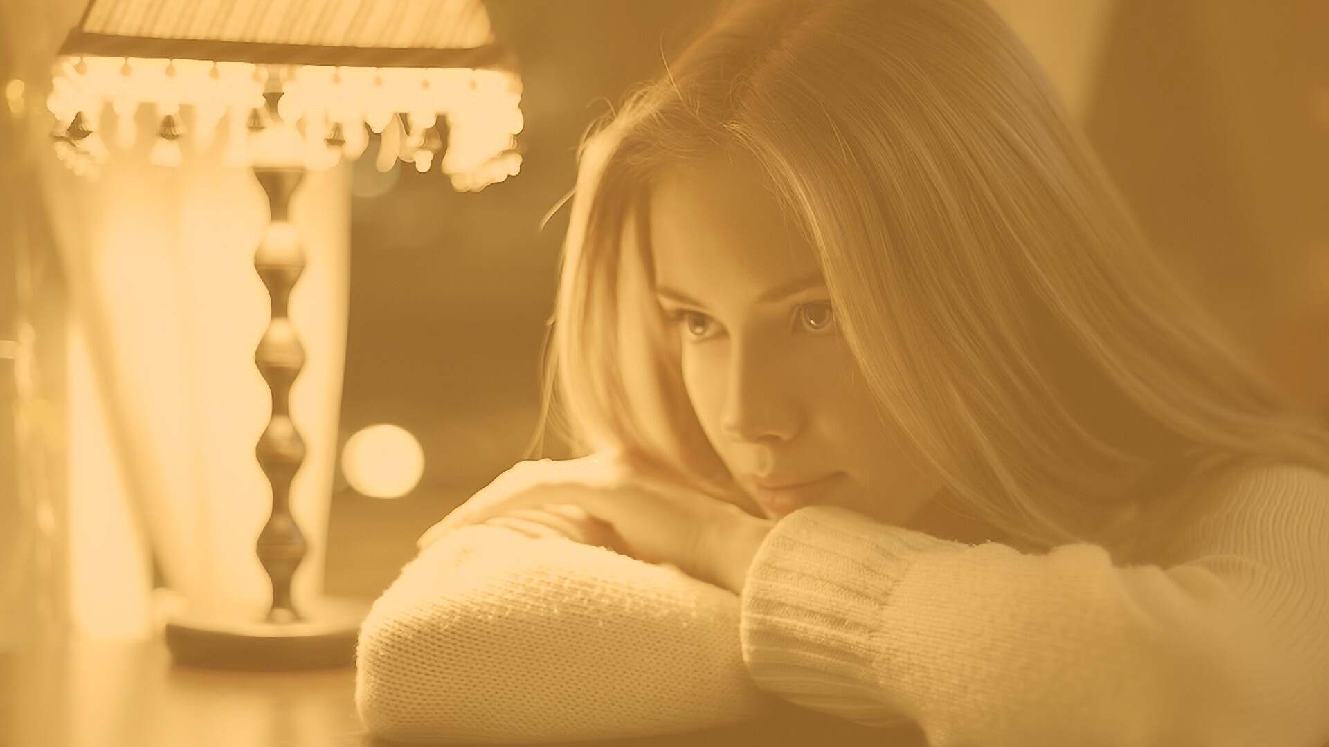 Задумалась обои