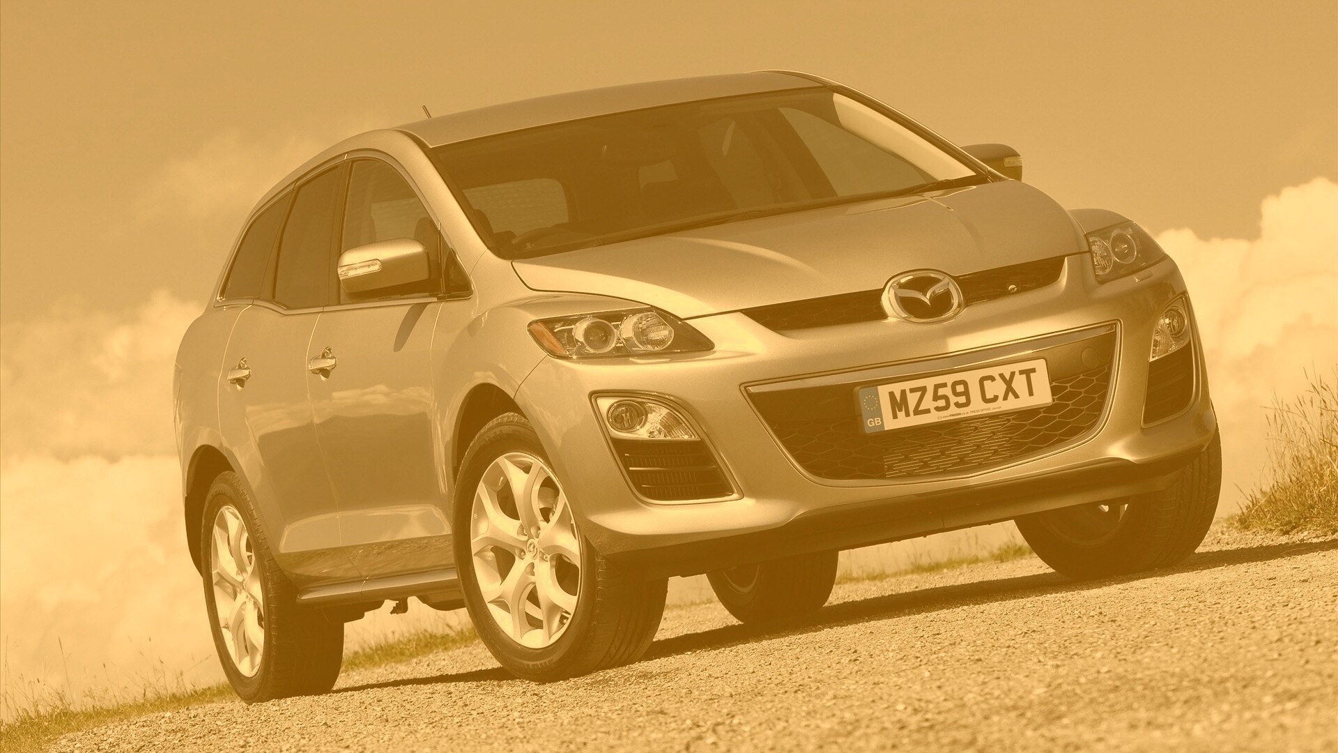 Кроссовер Mazda обои