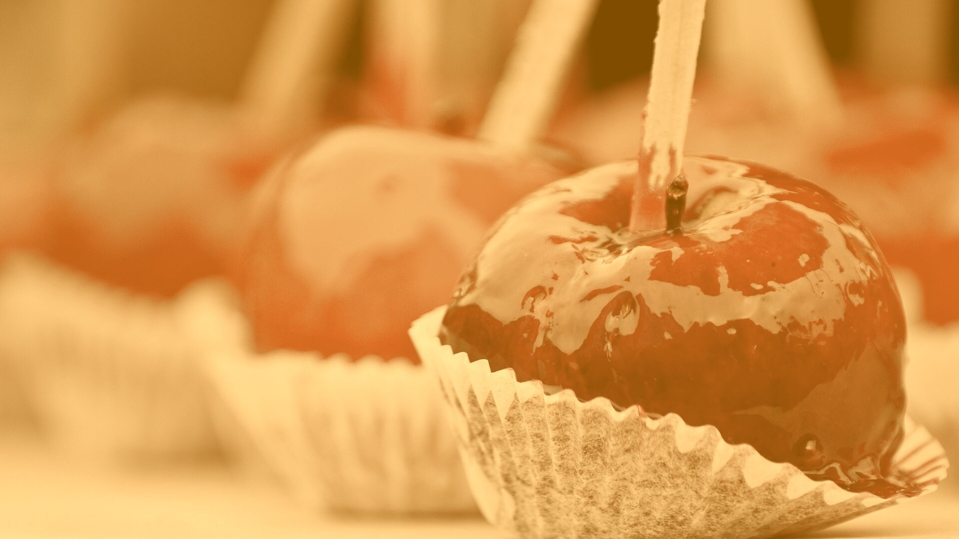 Яблочко в карамели обои