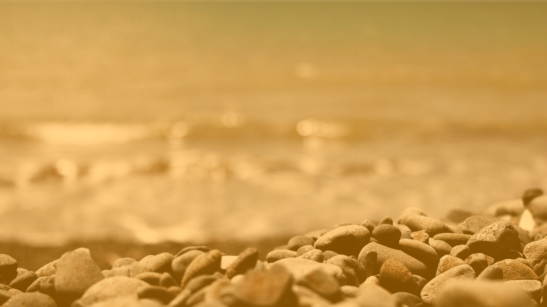 Пляж из гальки обои