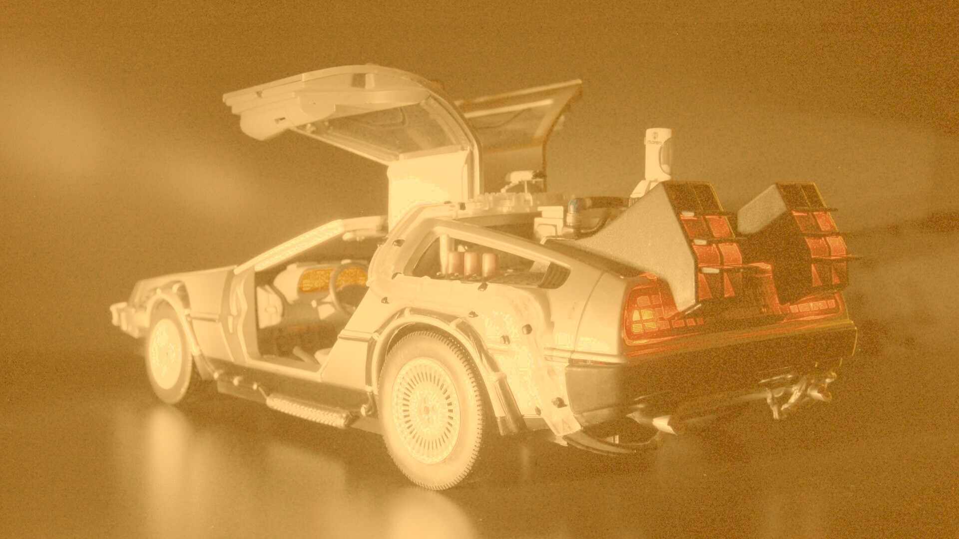 Фигурка делореана обои