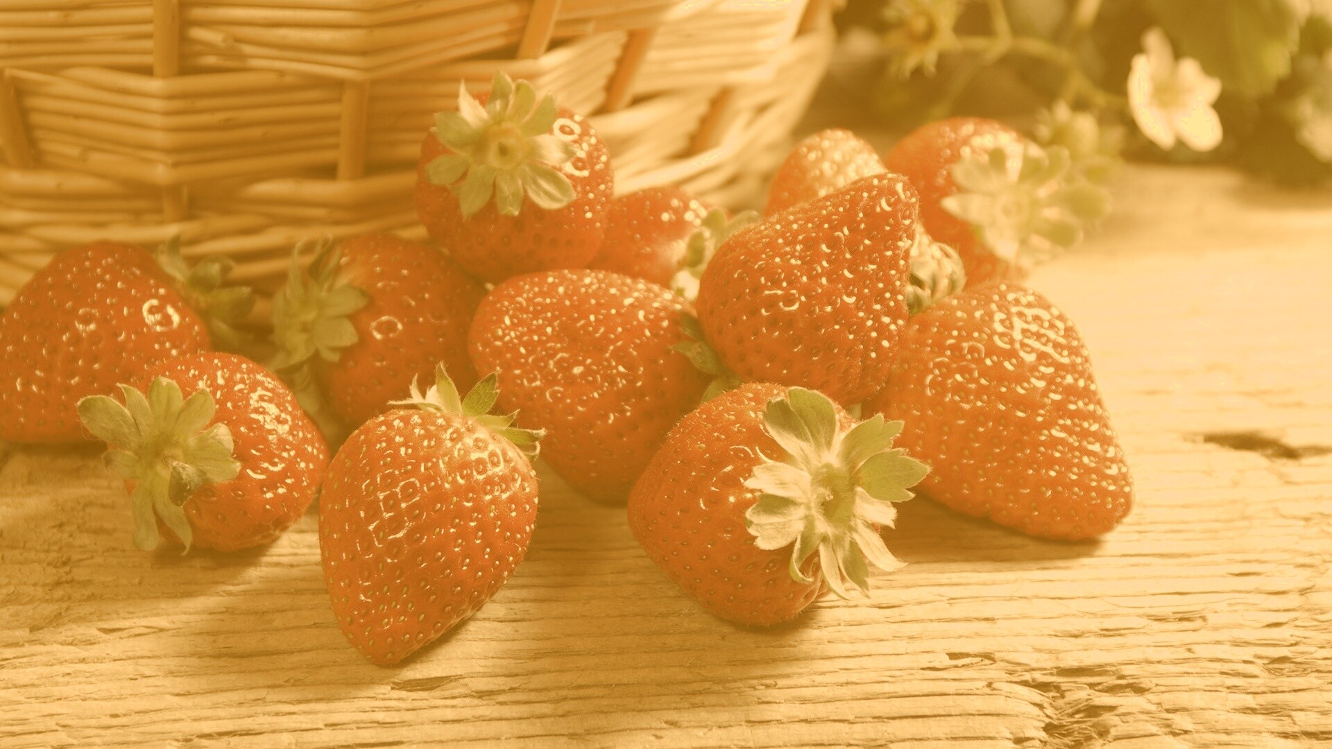 Клубничка обои