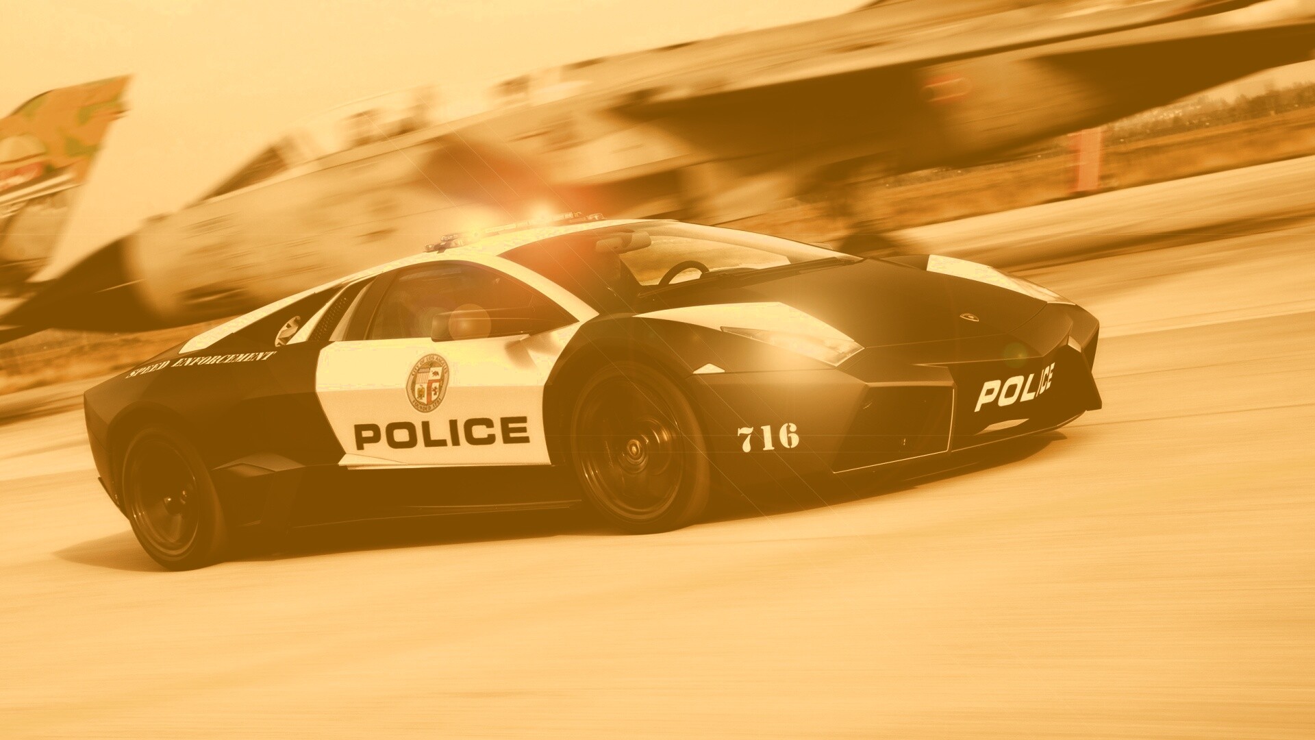 Полицейска Lamborghini из NFS обои