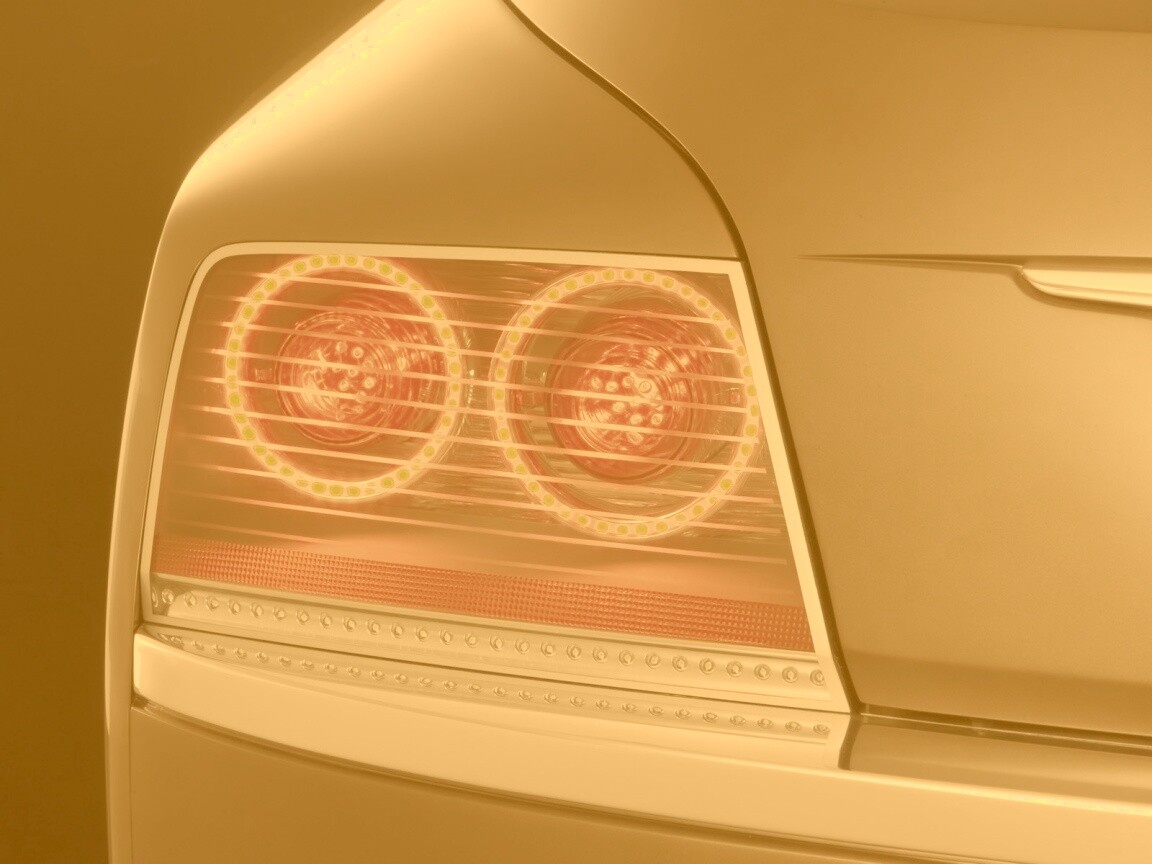 Горящие задние фары обои