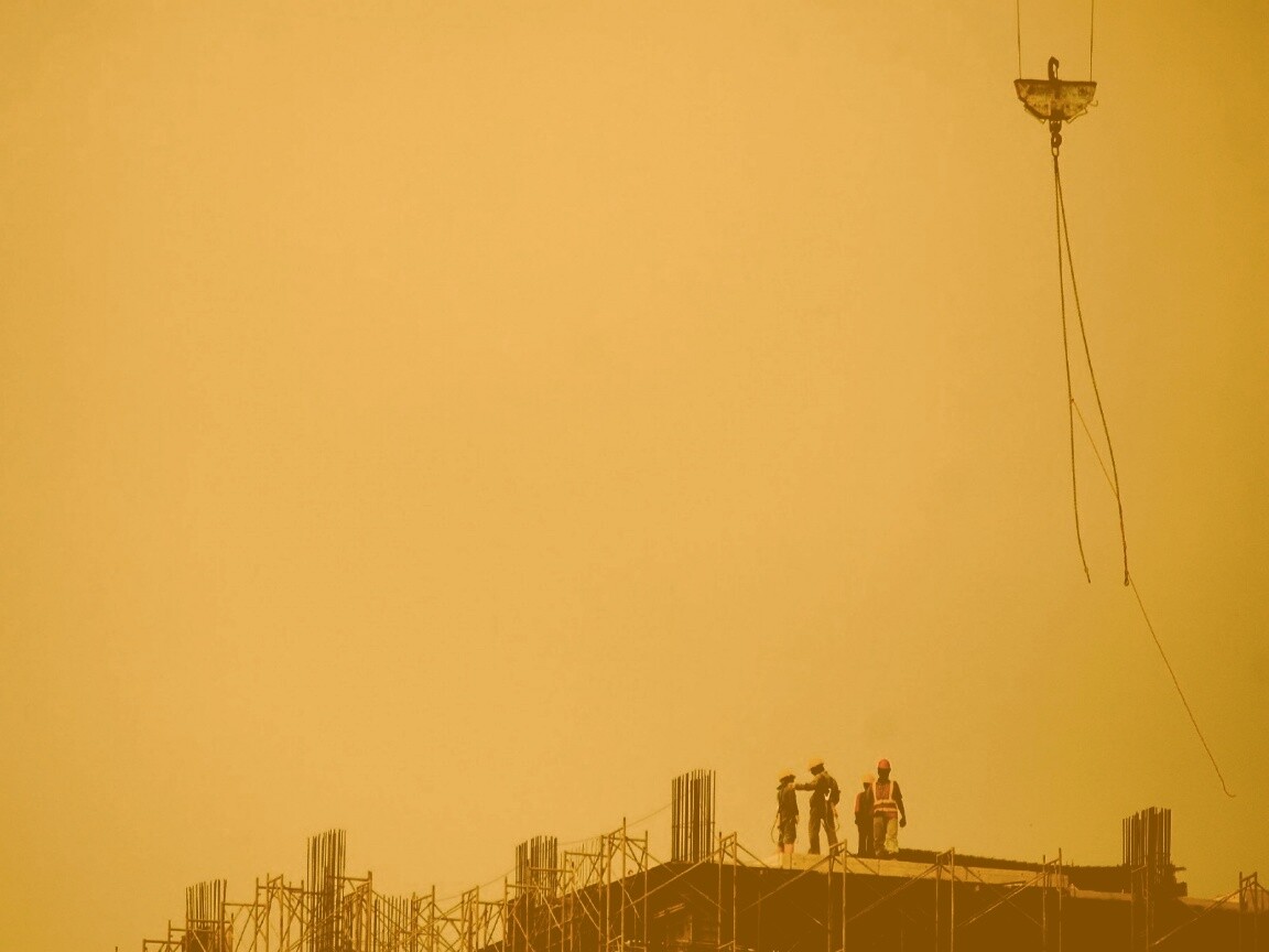 Строители на объекте обои